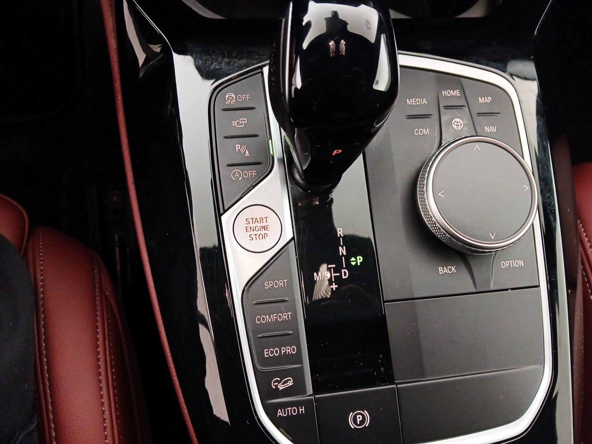 Thumbnail: 2023 BMW X4 - 18