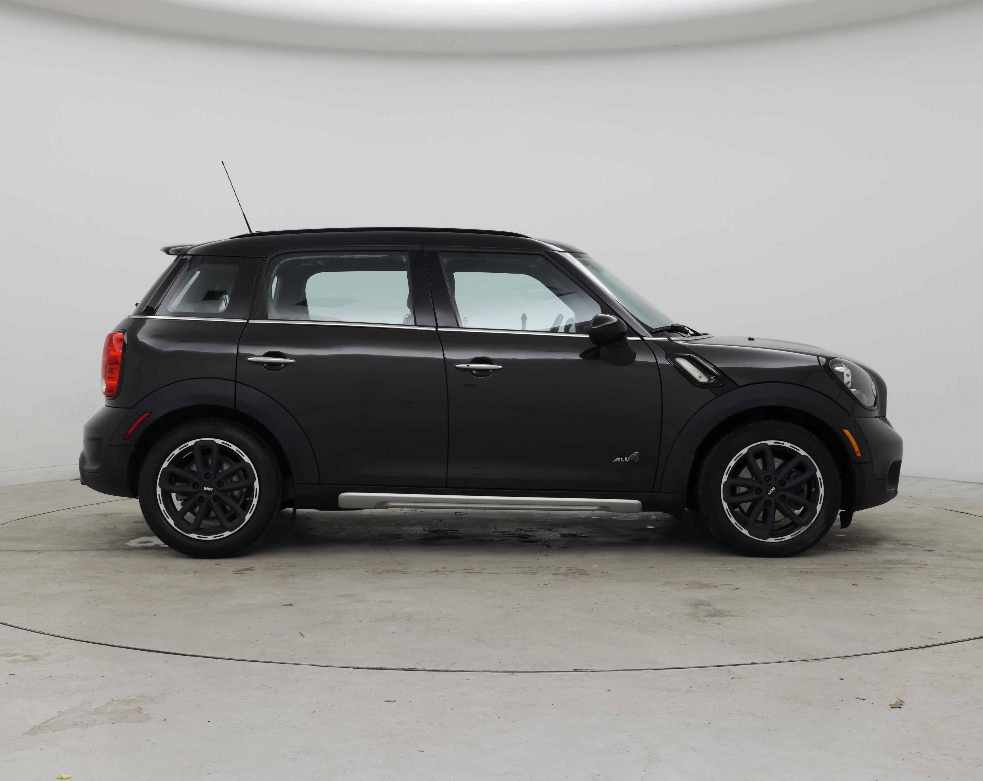 Thumbnail: 2015 MINI Cooper Countryman - 7