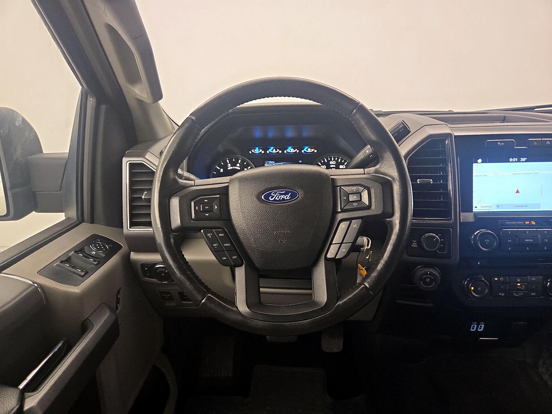 Thumbnail: 2017 Ford F-150 - 10