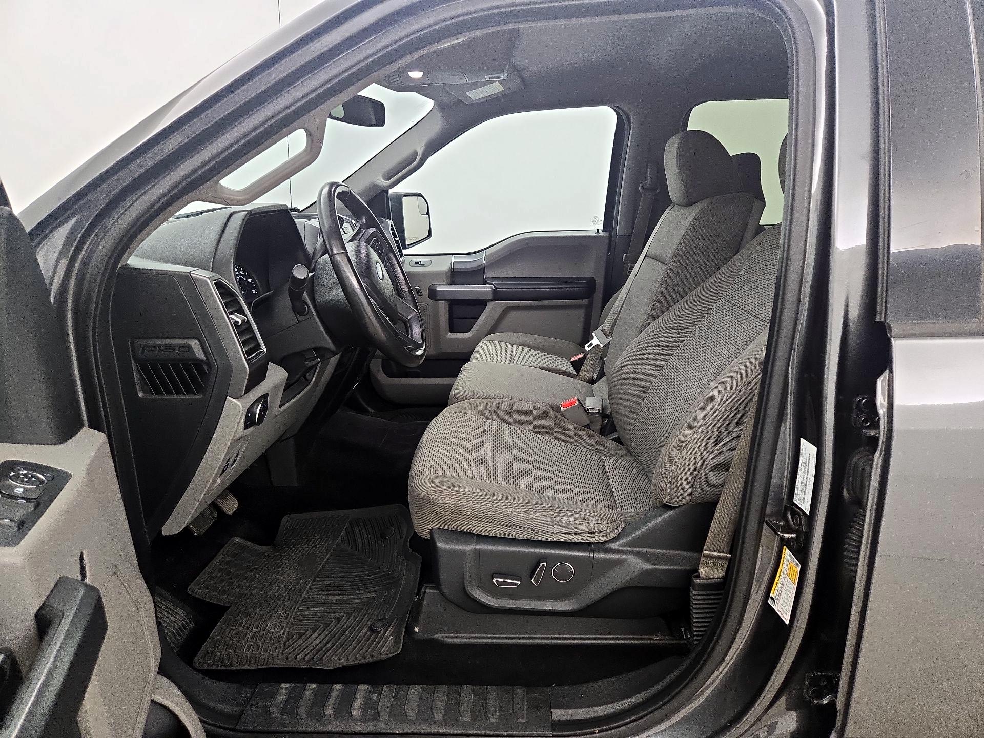 Thumbnail: 2017 Ford F-150 - 11