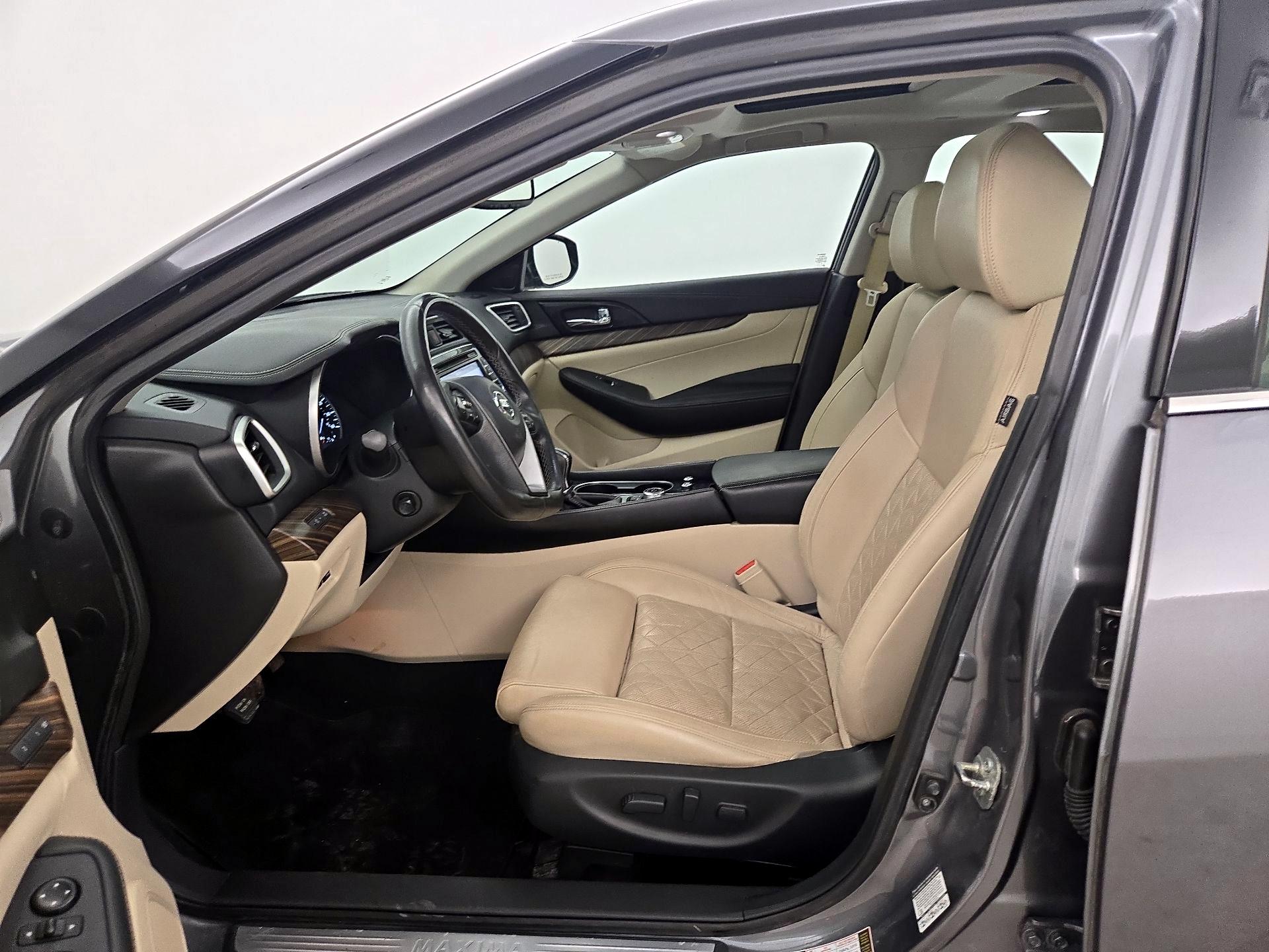 Thumbnail: 2016 Nissan Maxima - 11