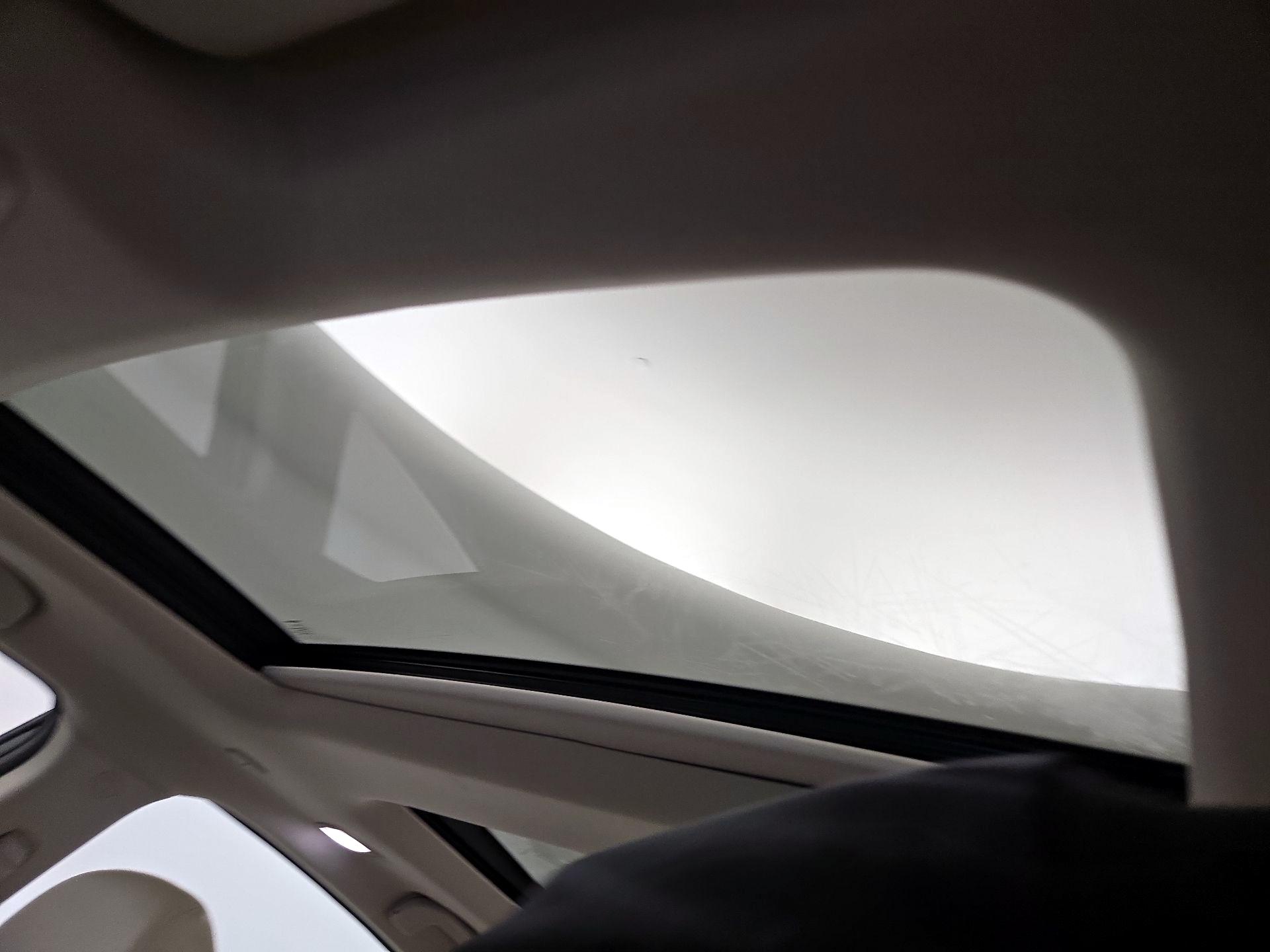 Thumbnail: 2016 Nissan Maxima - 20