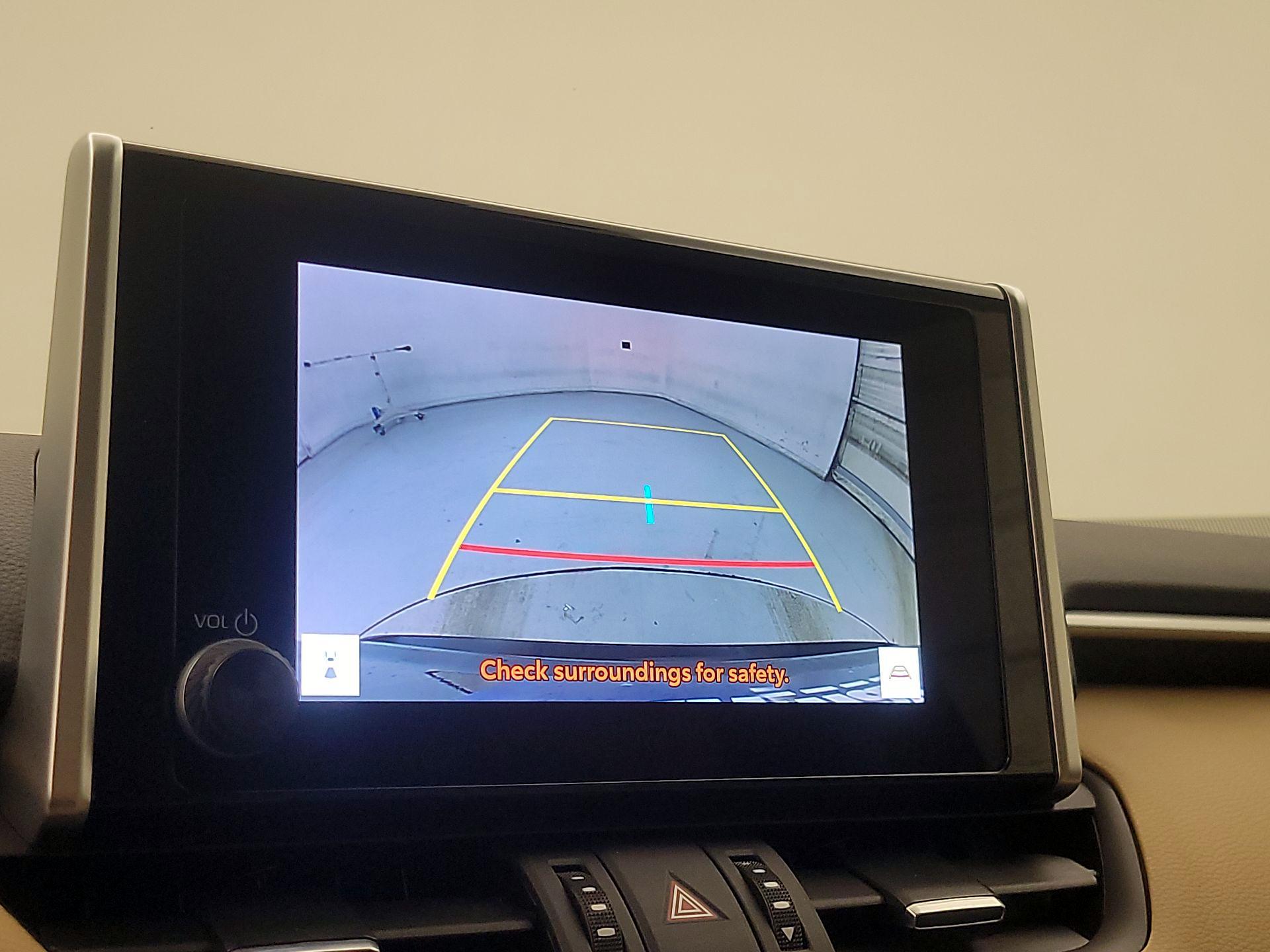 Thumbnail: 2024 Toyota RAV4 - 14