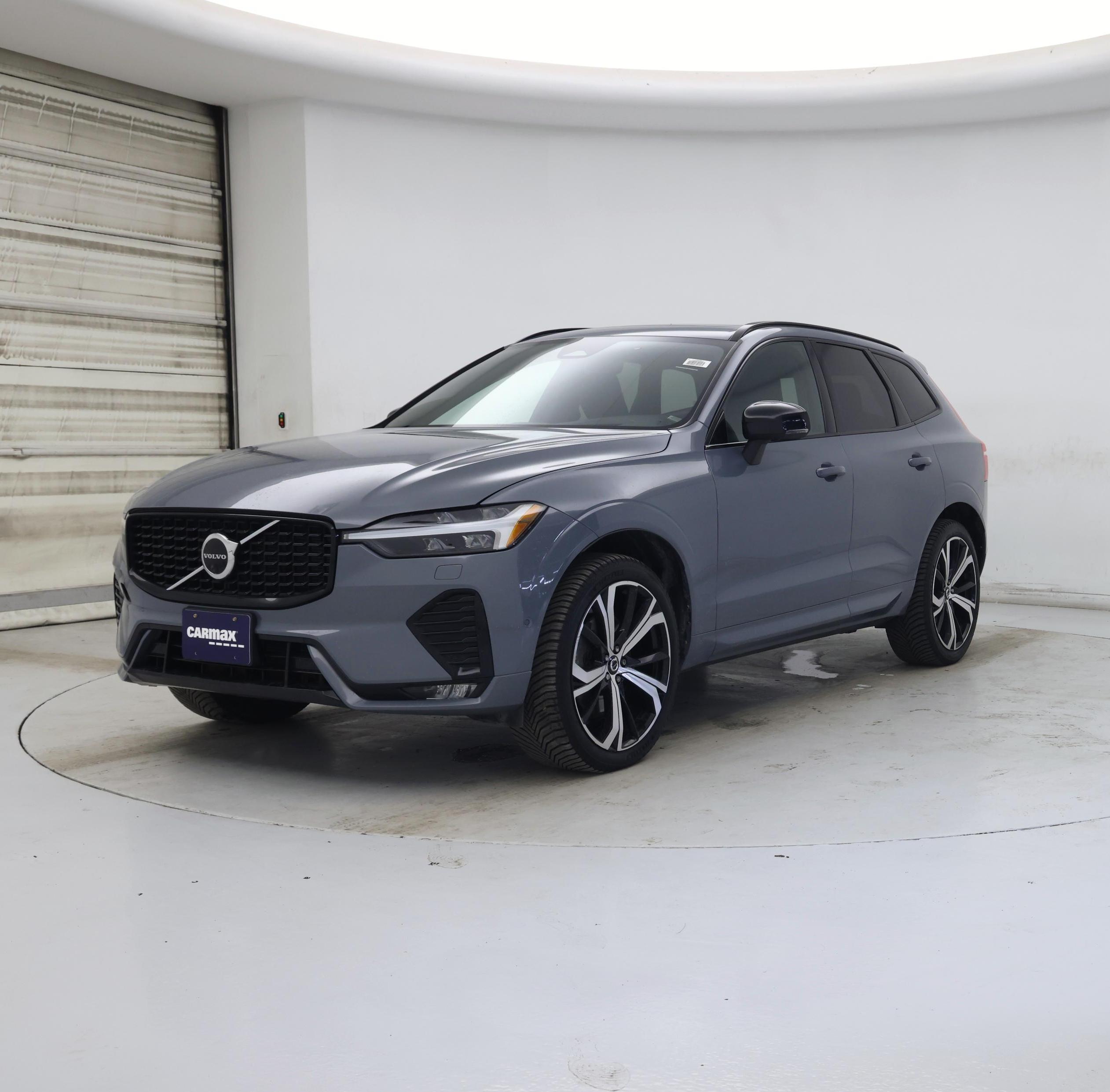 Thumbnail: 2022 Volvo XC60 - 4