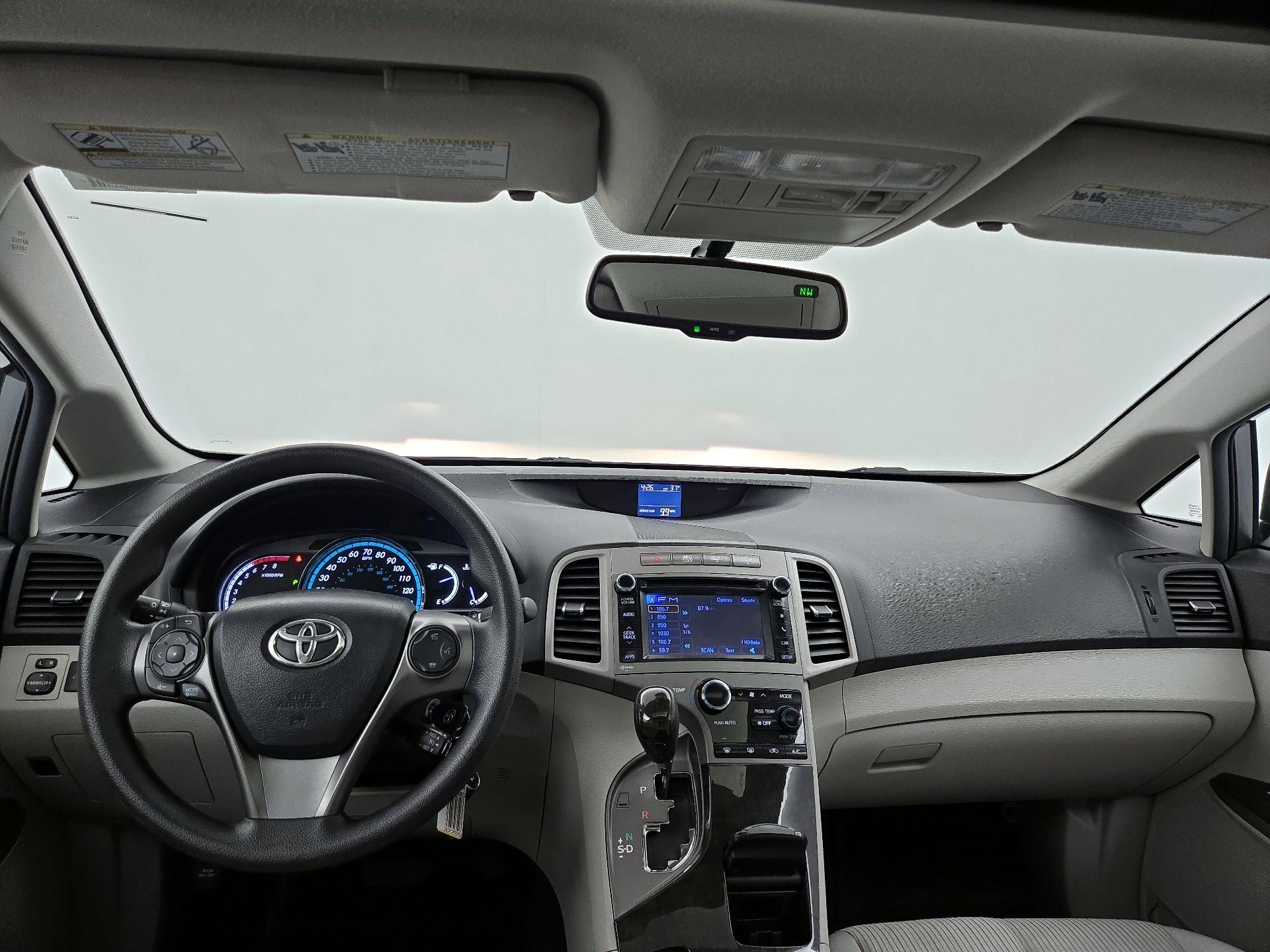 Thumbnail: 2014 Toyota Venza - 9