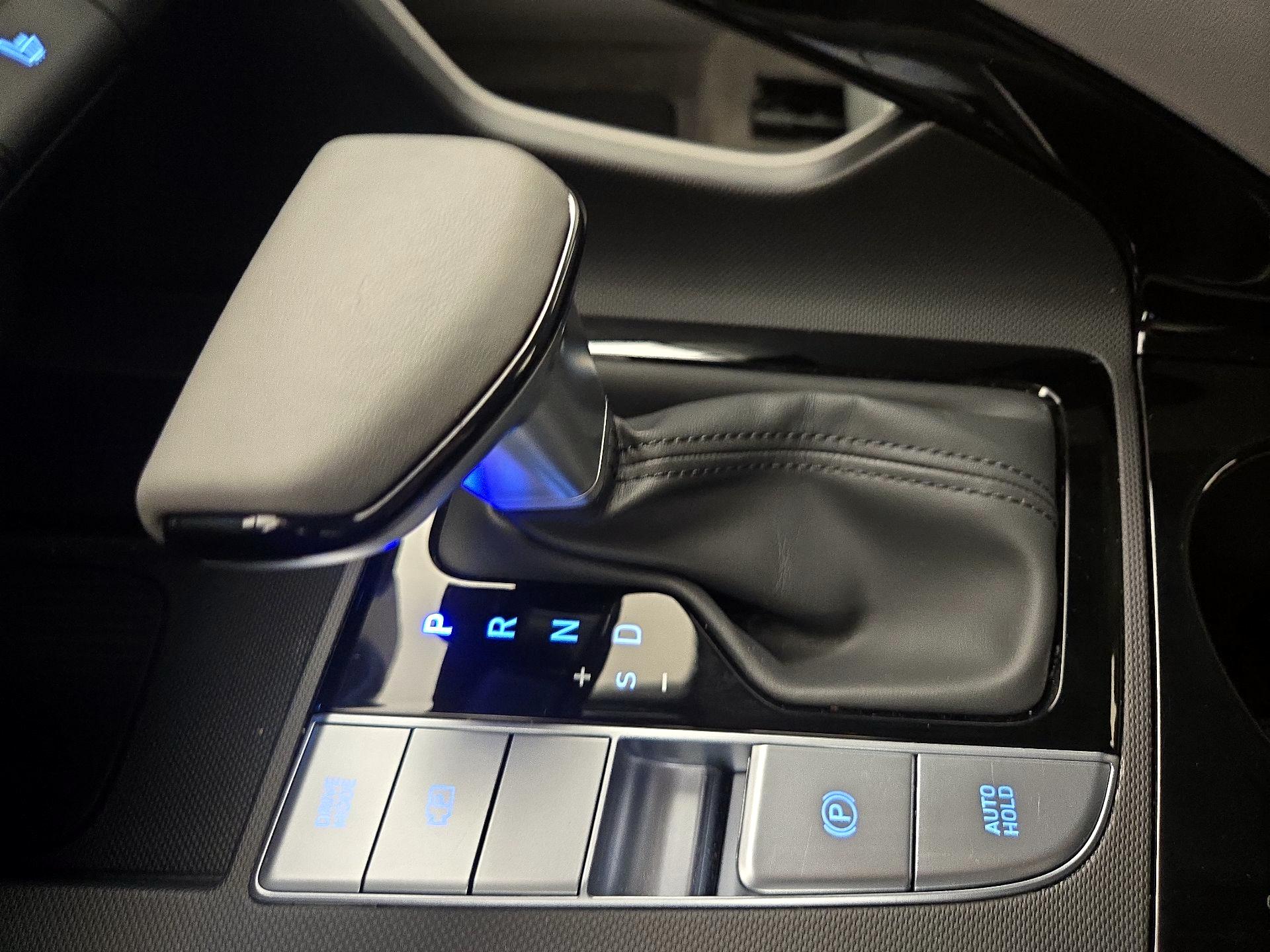 Thumbnail: 2025 Hyundai Elantra - 18