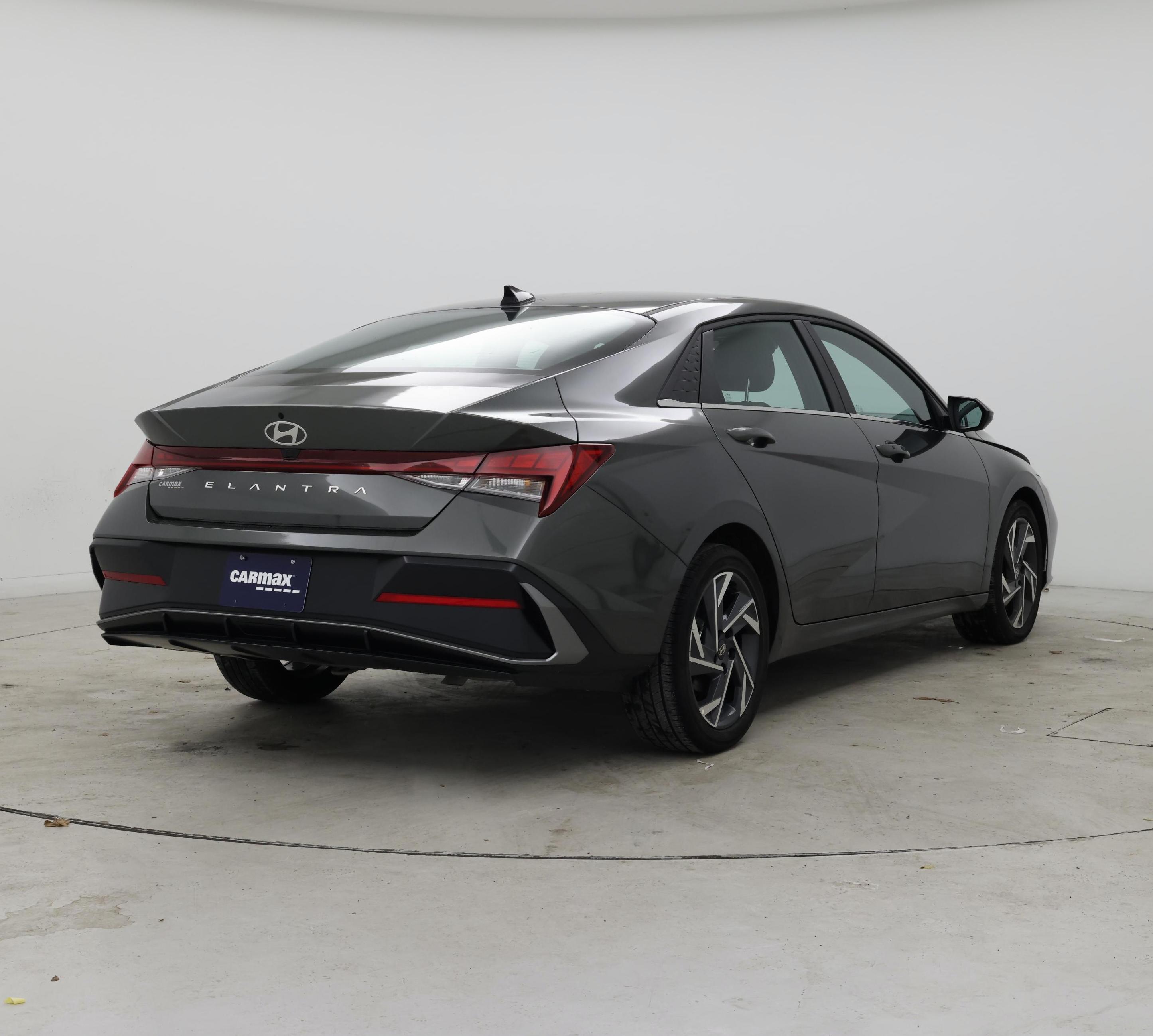 Thumbnail: 2025 Hyundai Elantra - 8