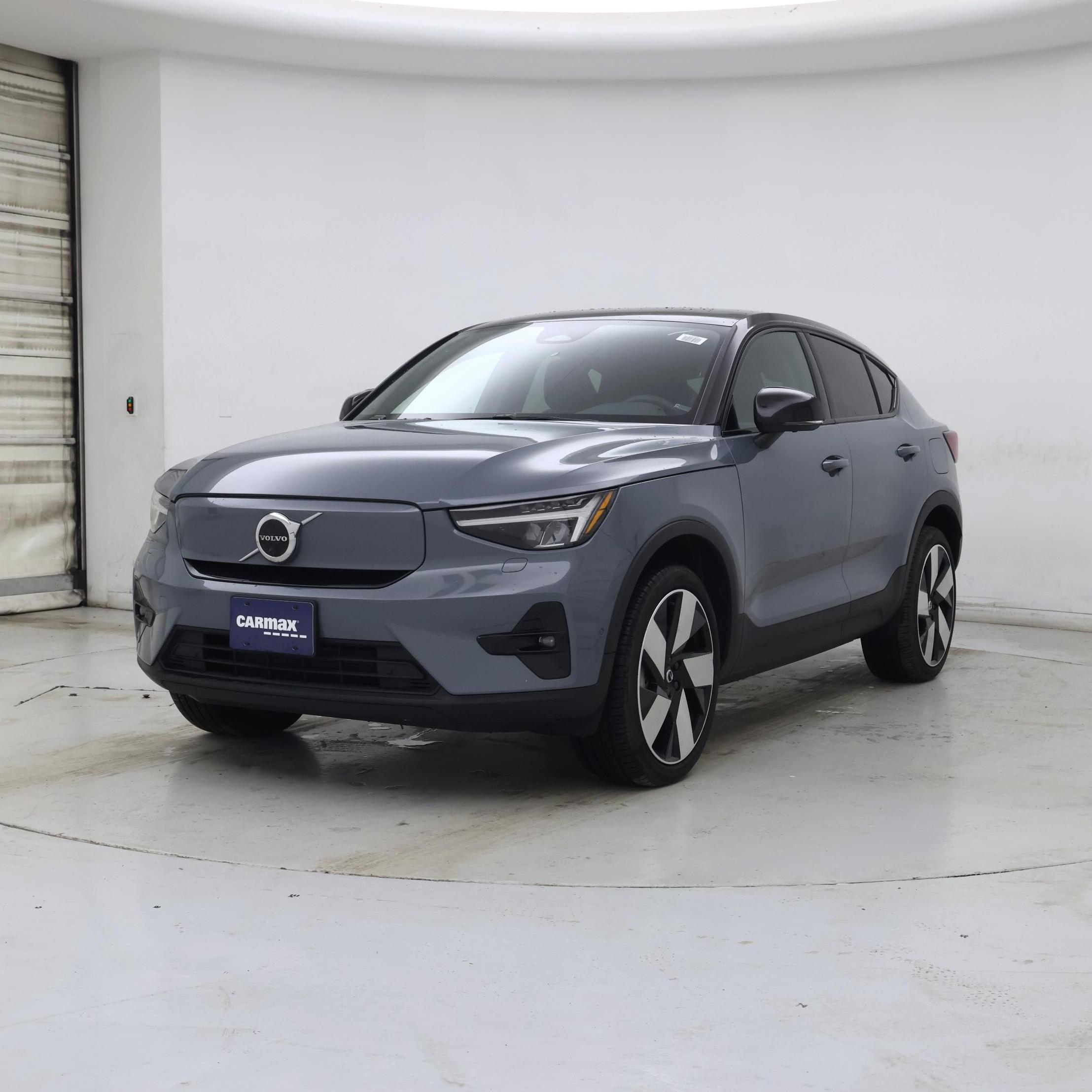 Thumbnail: 2022 Volvo C40 - 4