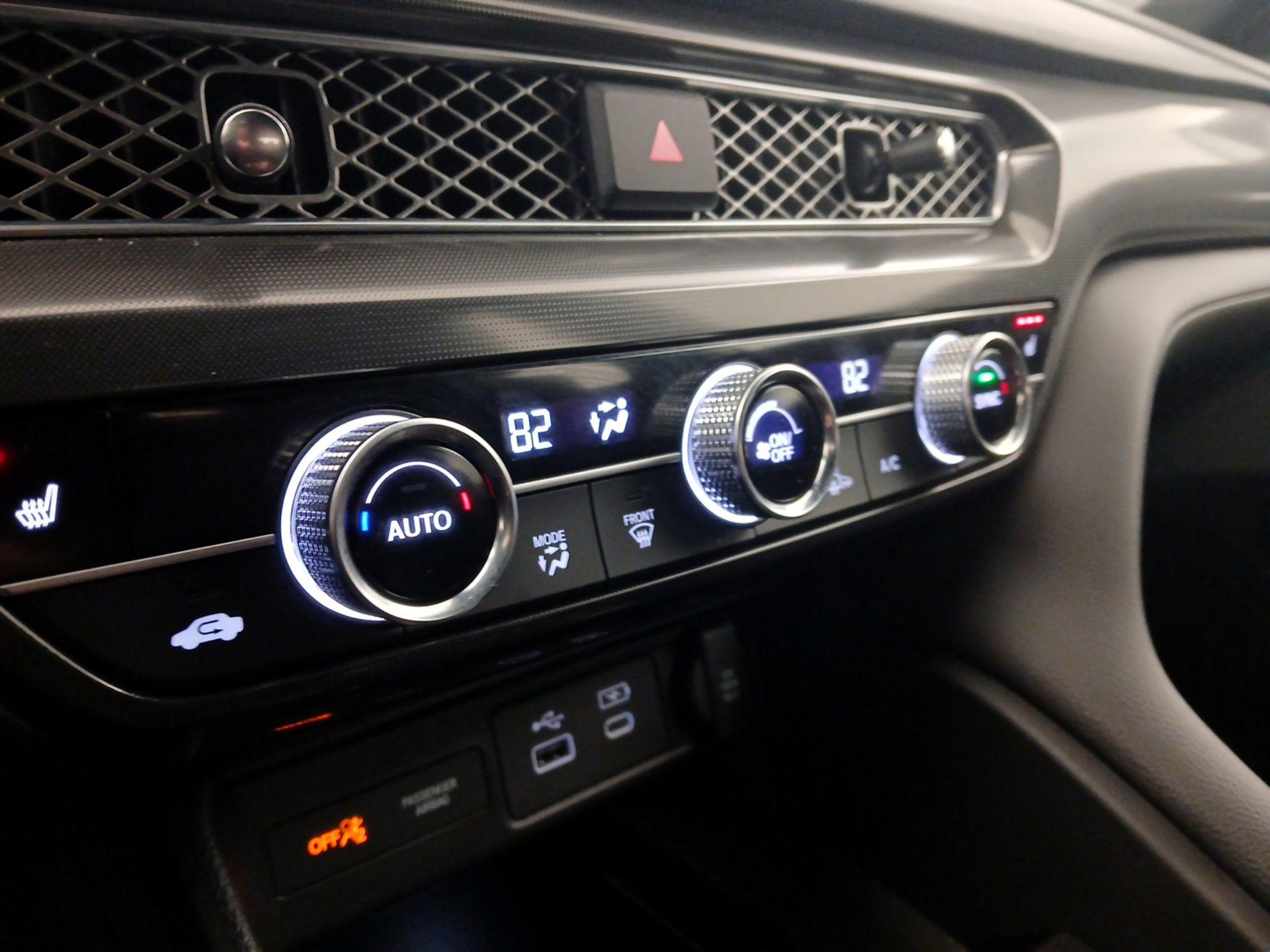 Thumbnail: 2024 Acura Integra - 16