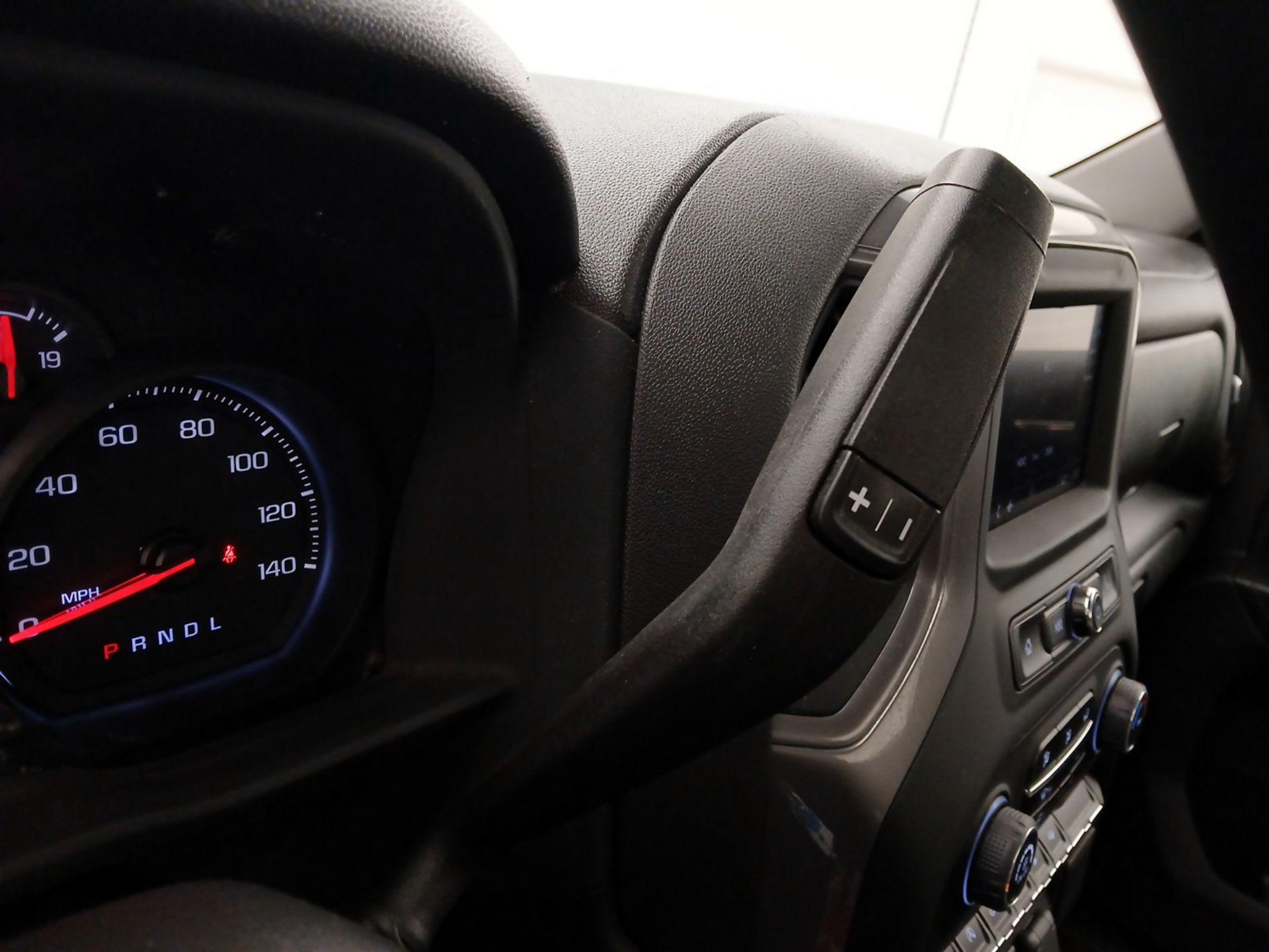 Thumbnail: 2024 Chevrolet Silverado 1500 - 17