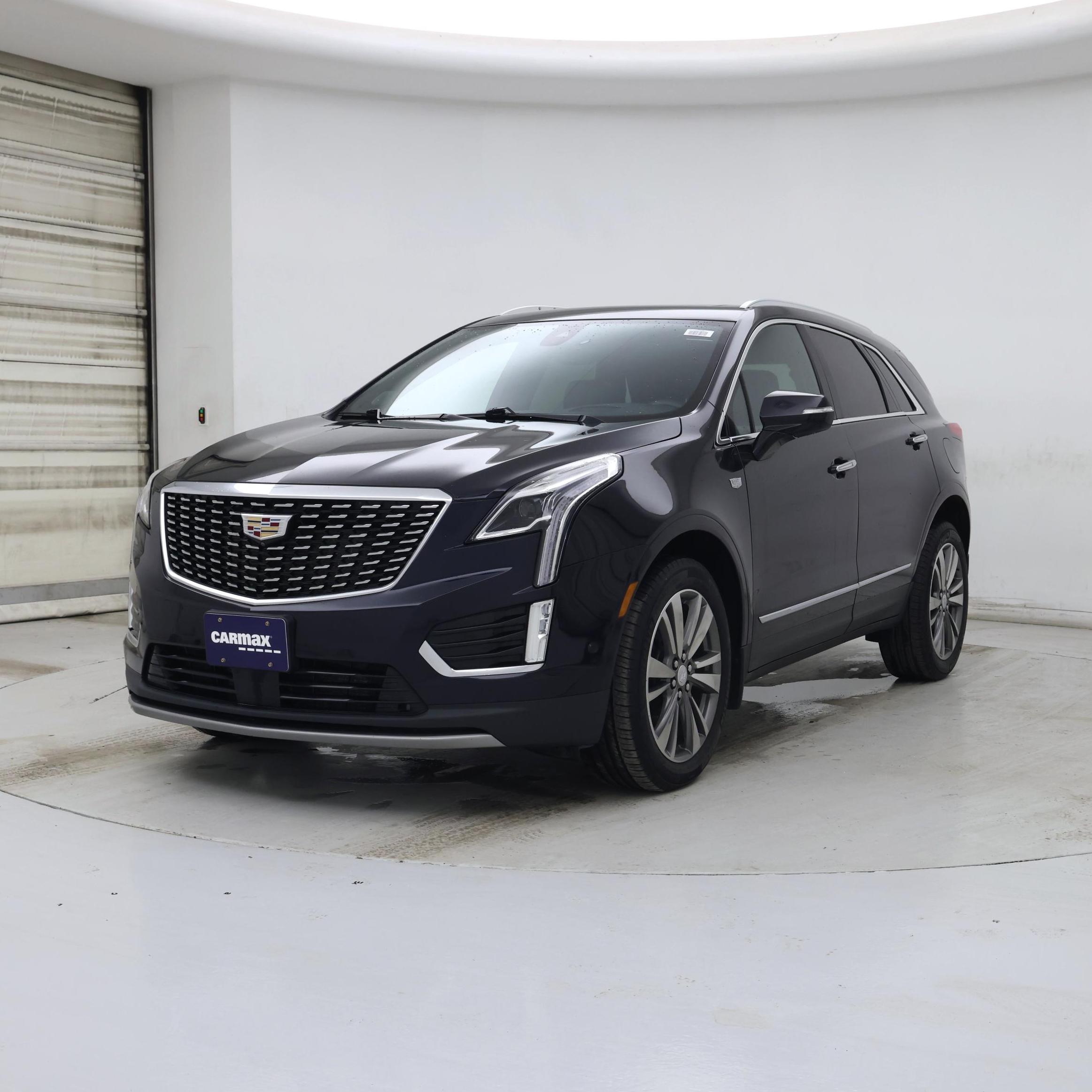 Thumbnail: 2021 Cadillac XT5 - 4
