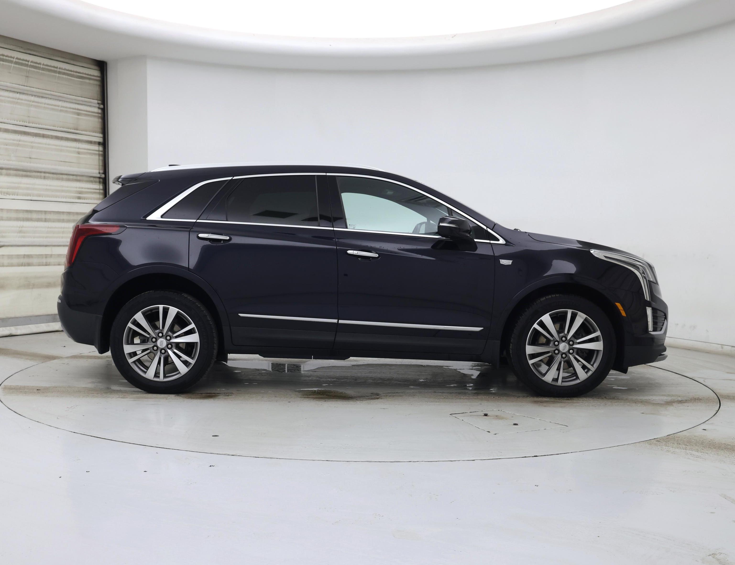 Thumbnail: 2021 Cadillac XT5 - 7