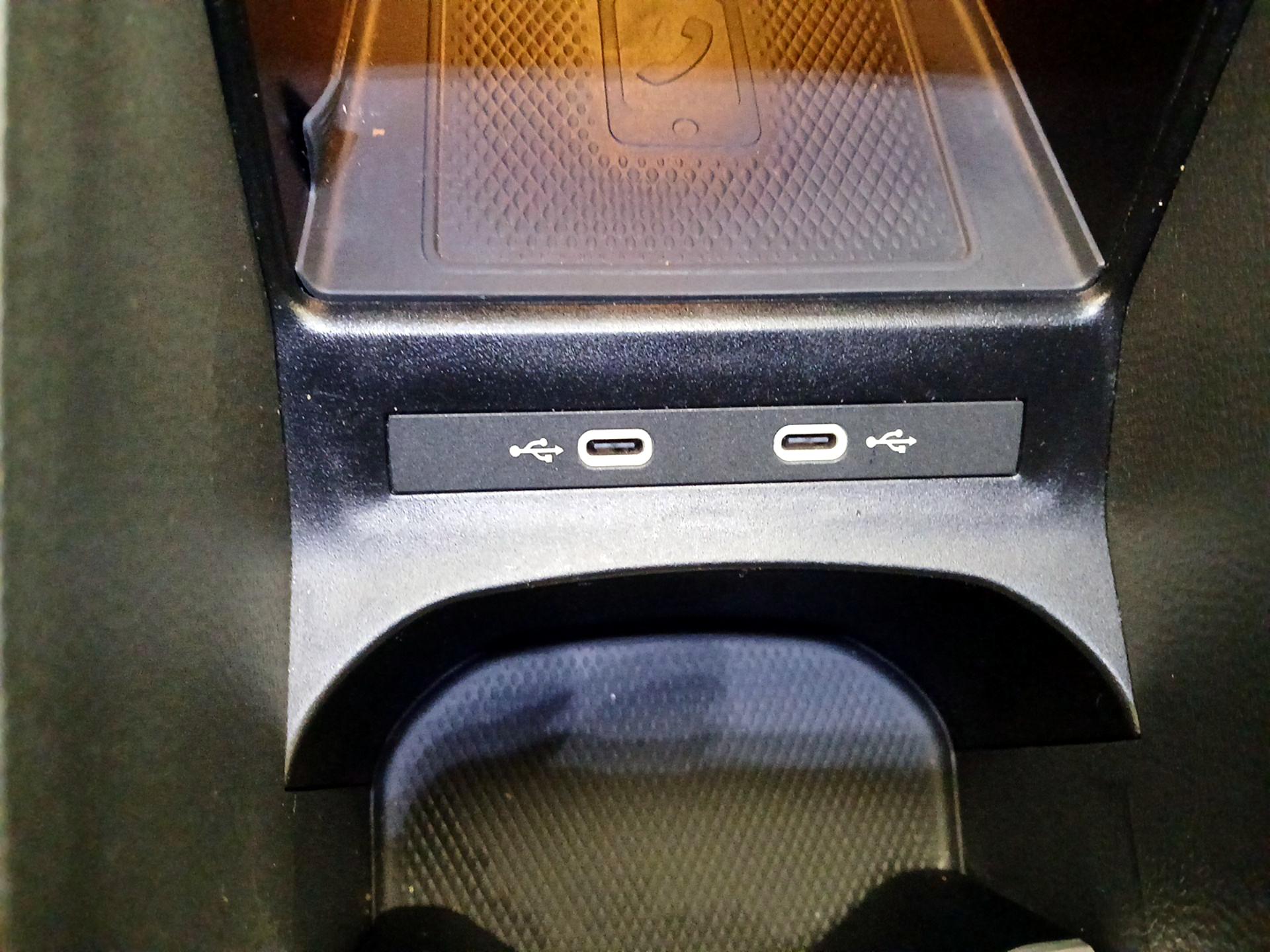 Thumbnail: 2022 Volkswagen ID.4 - 19