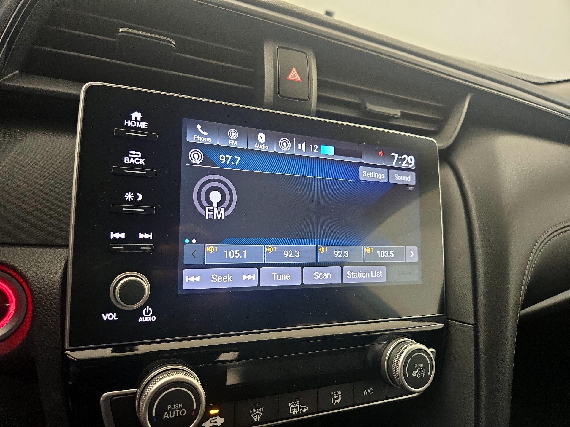 Thumbnail: 2019 Honda Insight - 15