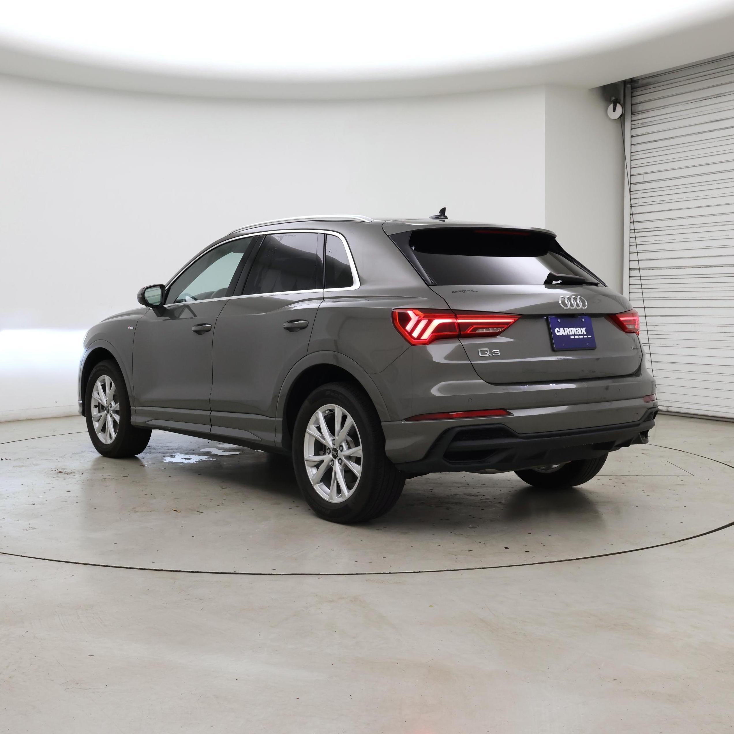 Thumbnail: 2024 Audi Q3 - 2