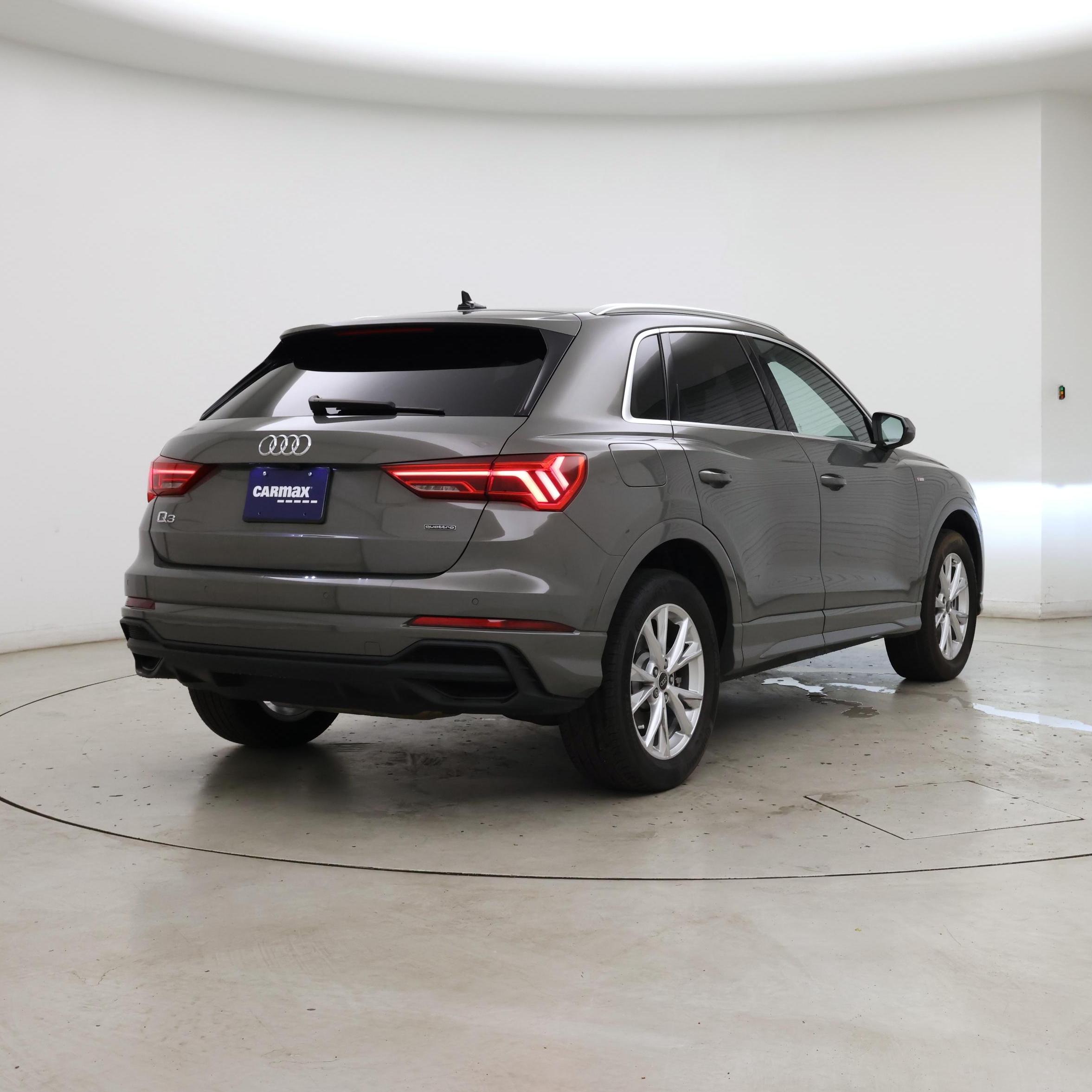 Thumbnail: 2024 Audi Q3 - 8