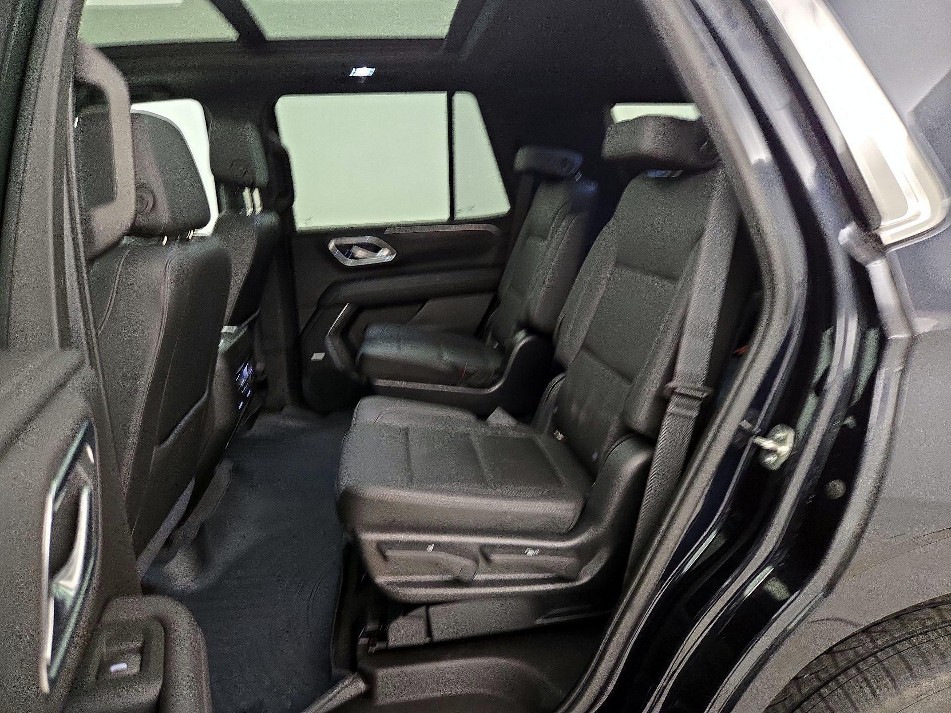 Thumbnail: 2021 Chevrolet Tahoe - 20