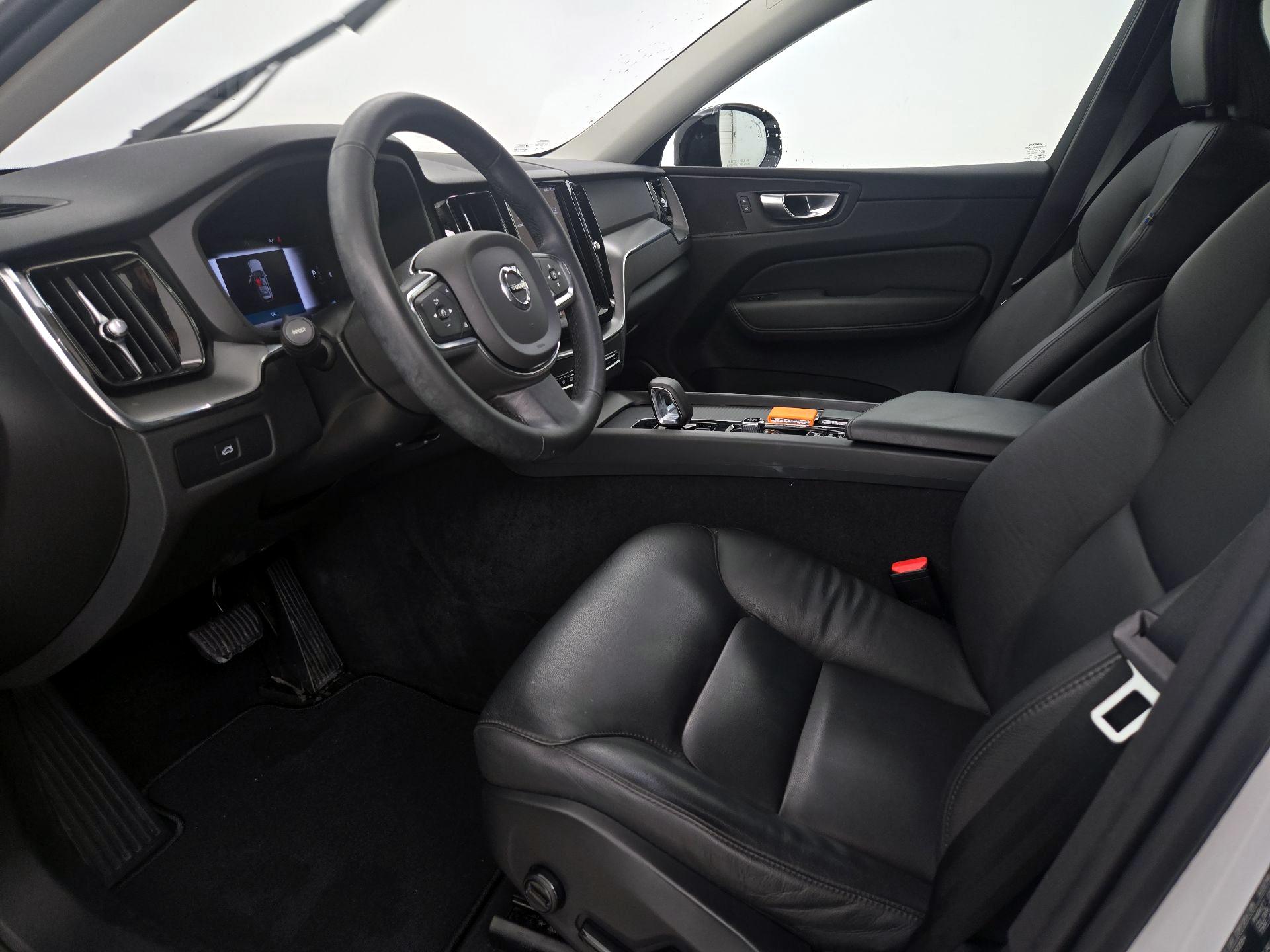 Thumbnail: 2024 Volvo XC60 - 11