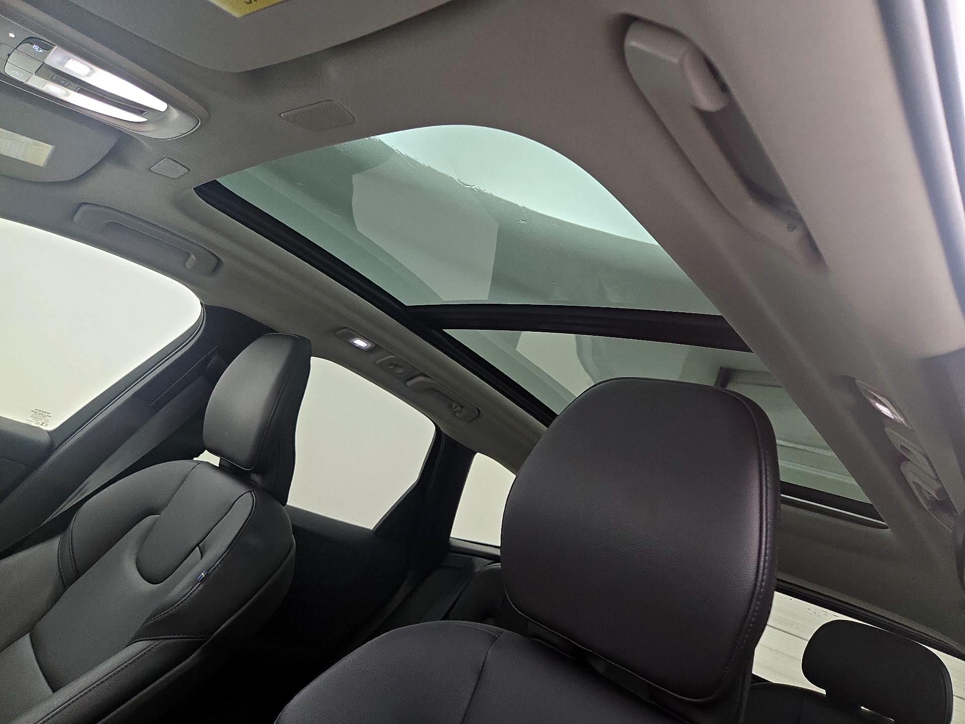 Thumbnail: 2024 Volvo XC60 - 19