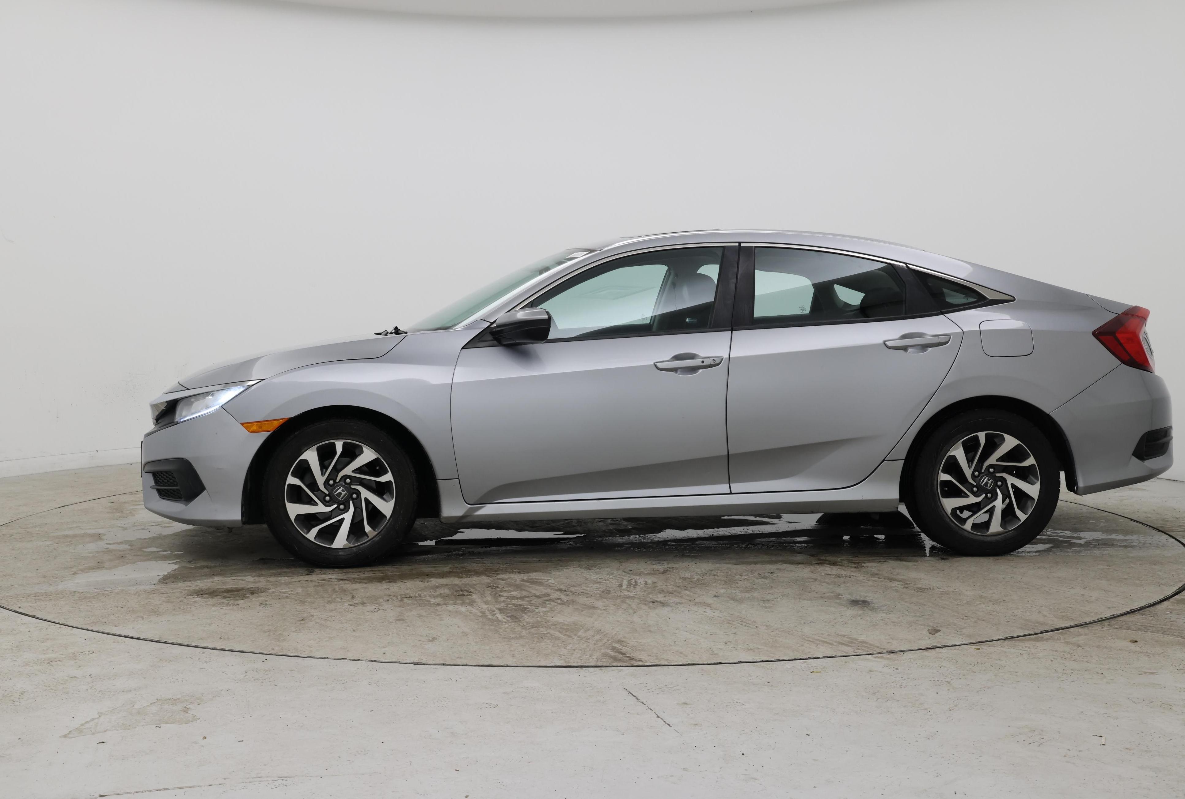Thumbnail: 2016 Honda Civic - 3