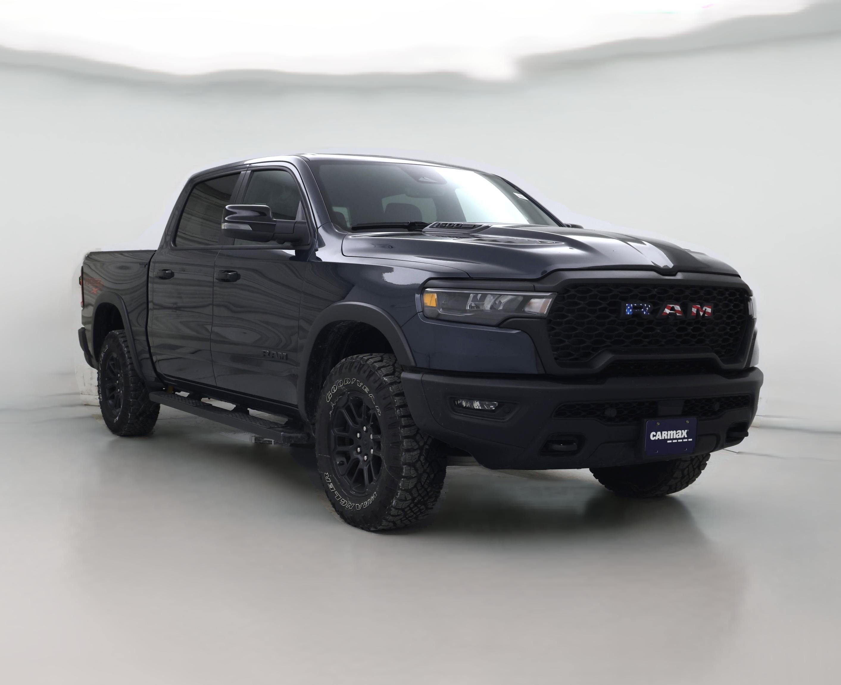 Thumbnail: 2025 RAM 1500 - 1