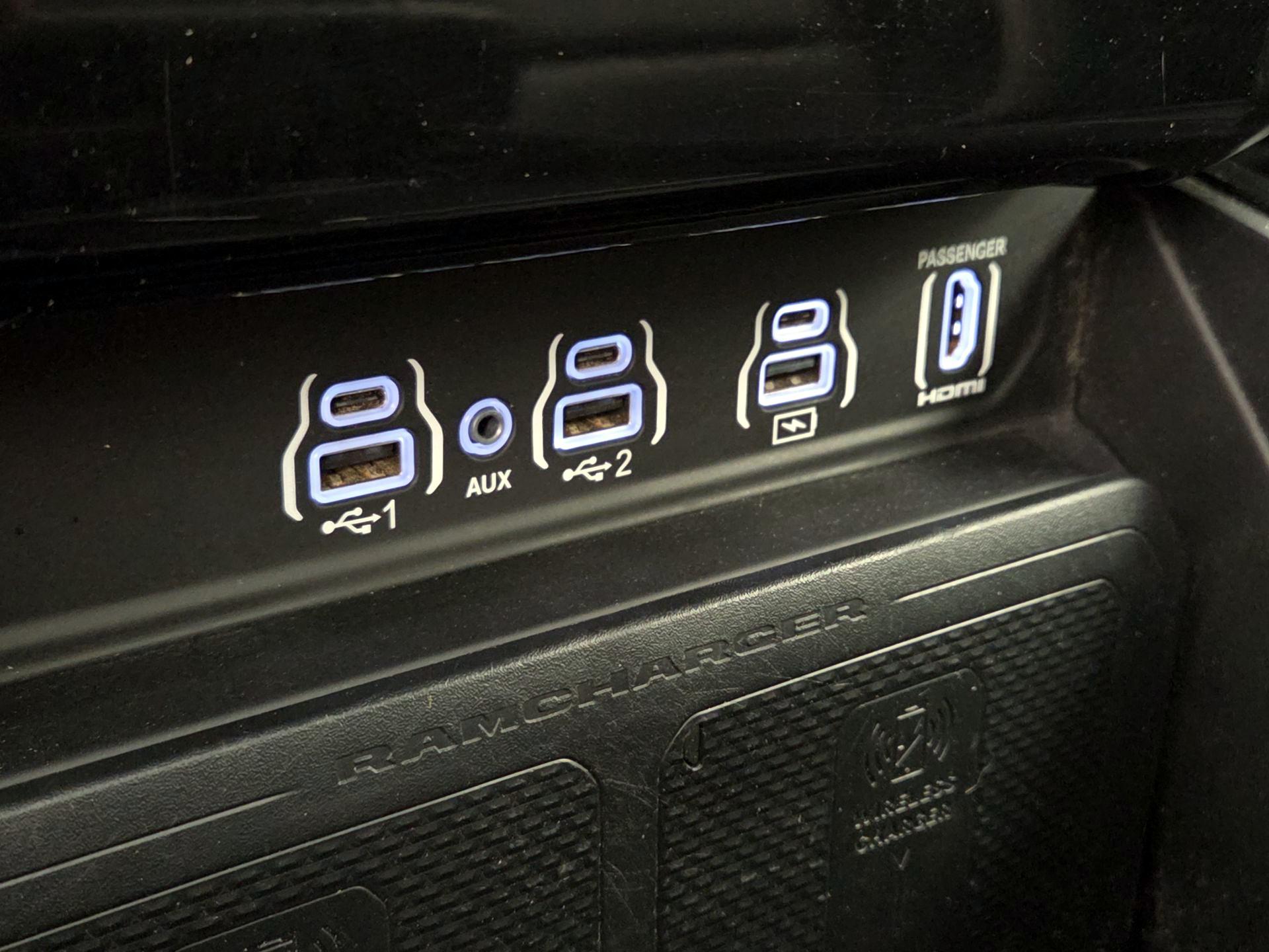 Thumbnail: 2025 RAM 1500 - 18