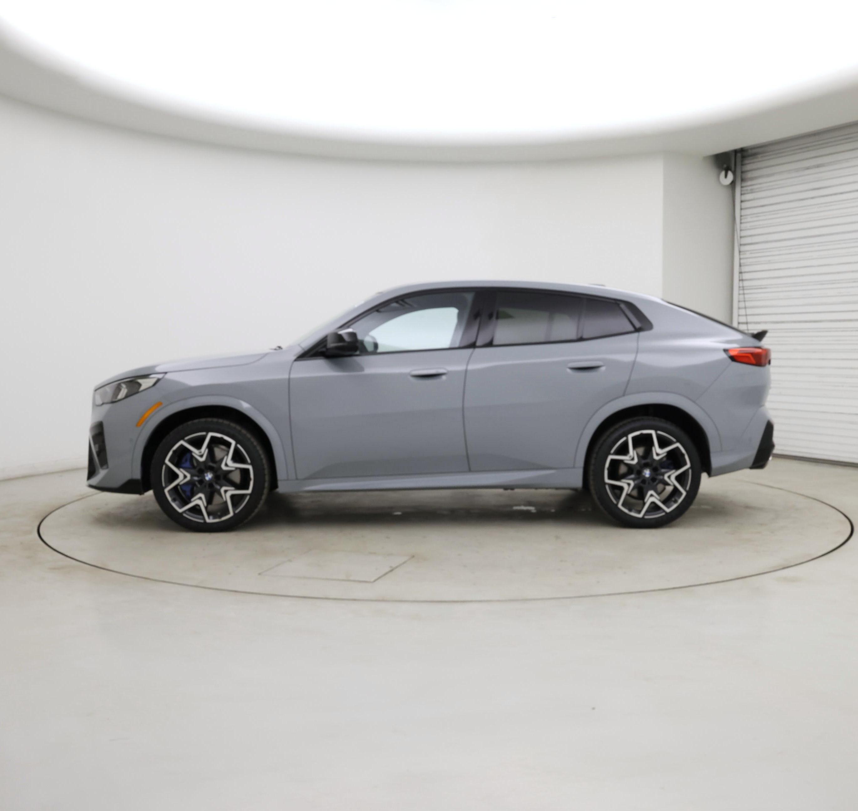 Thumbnail: 2025 BMW X2 - 3