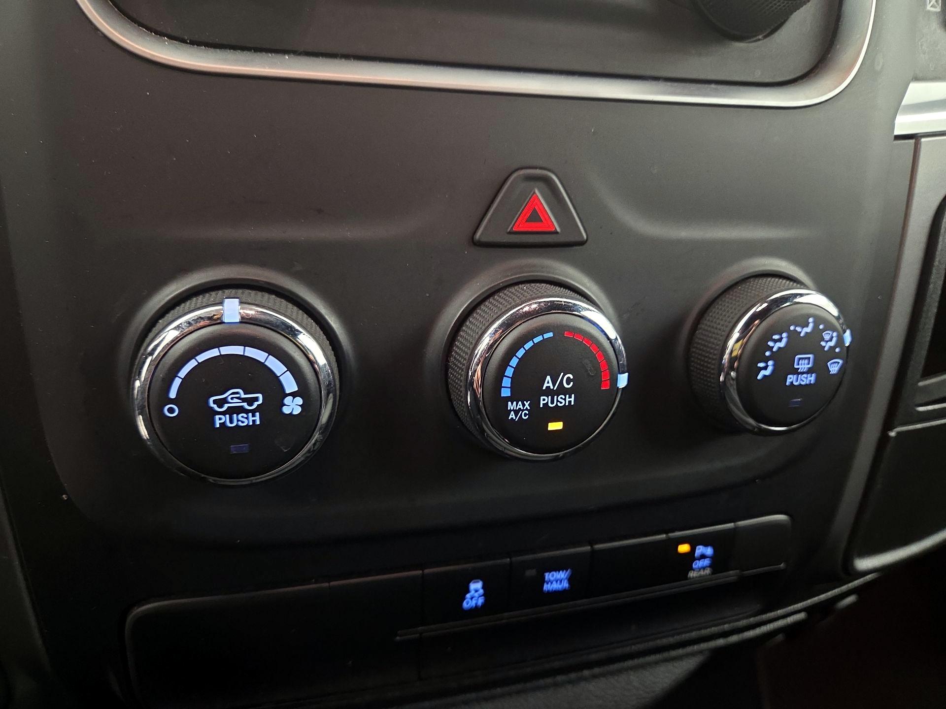 Thumbnail: 2024 RAM 1500 Classic - 16