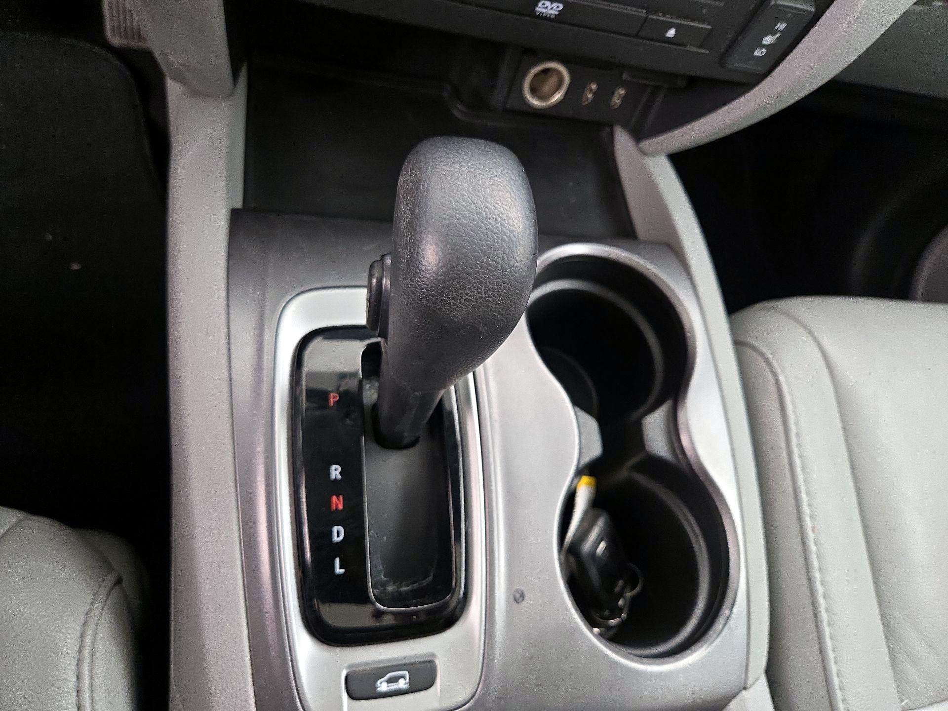 Thumbnail: 2018 Honda Pilot - 17