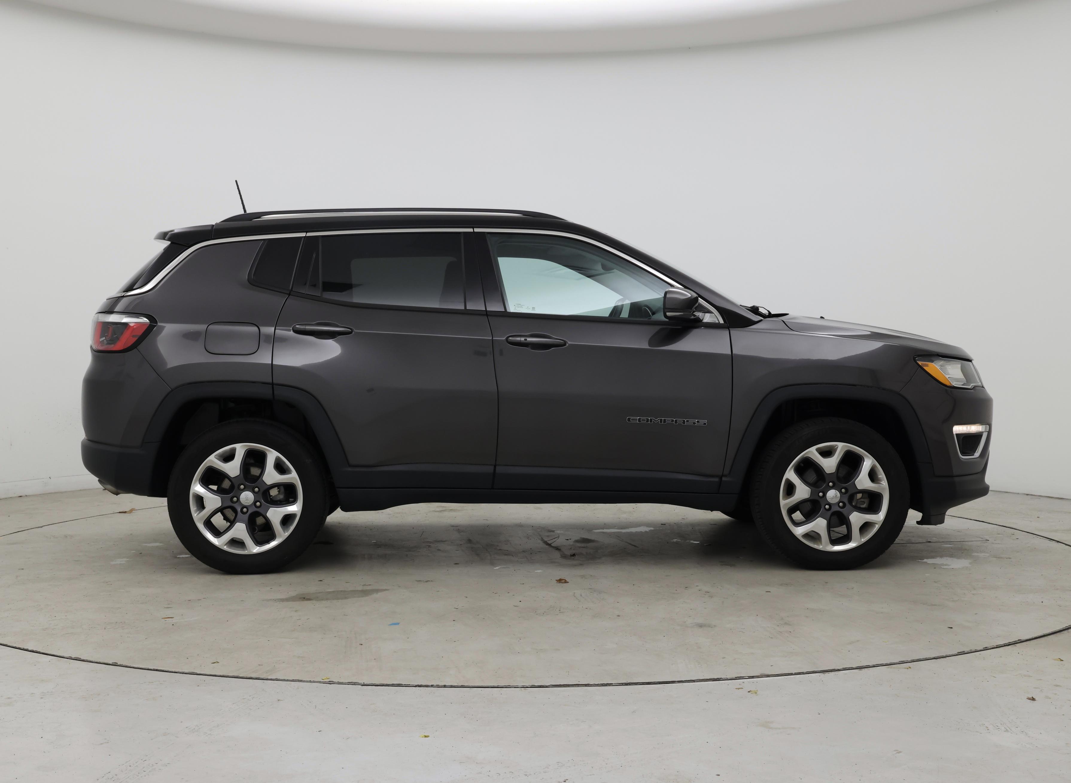 Thumbnail: 2020 Jeep Compass - 7