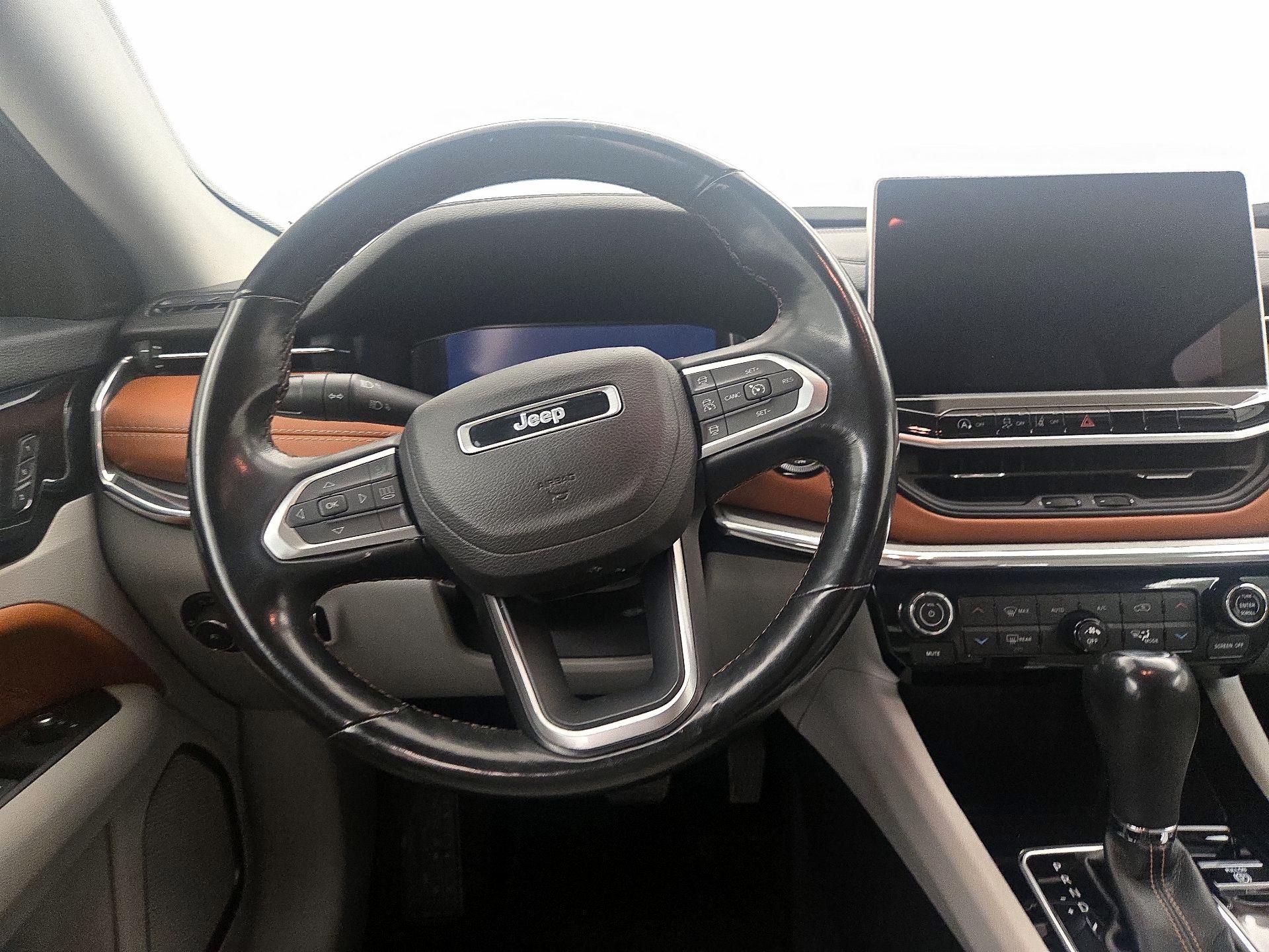 Thumbnail: 2022 Jeep Compass - 10