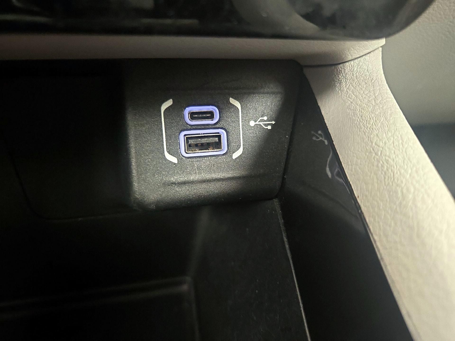 Thumbnail: 2022 Jeep Compass - 18