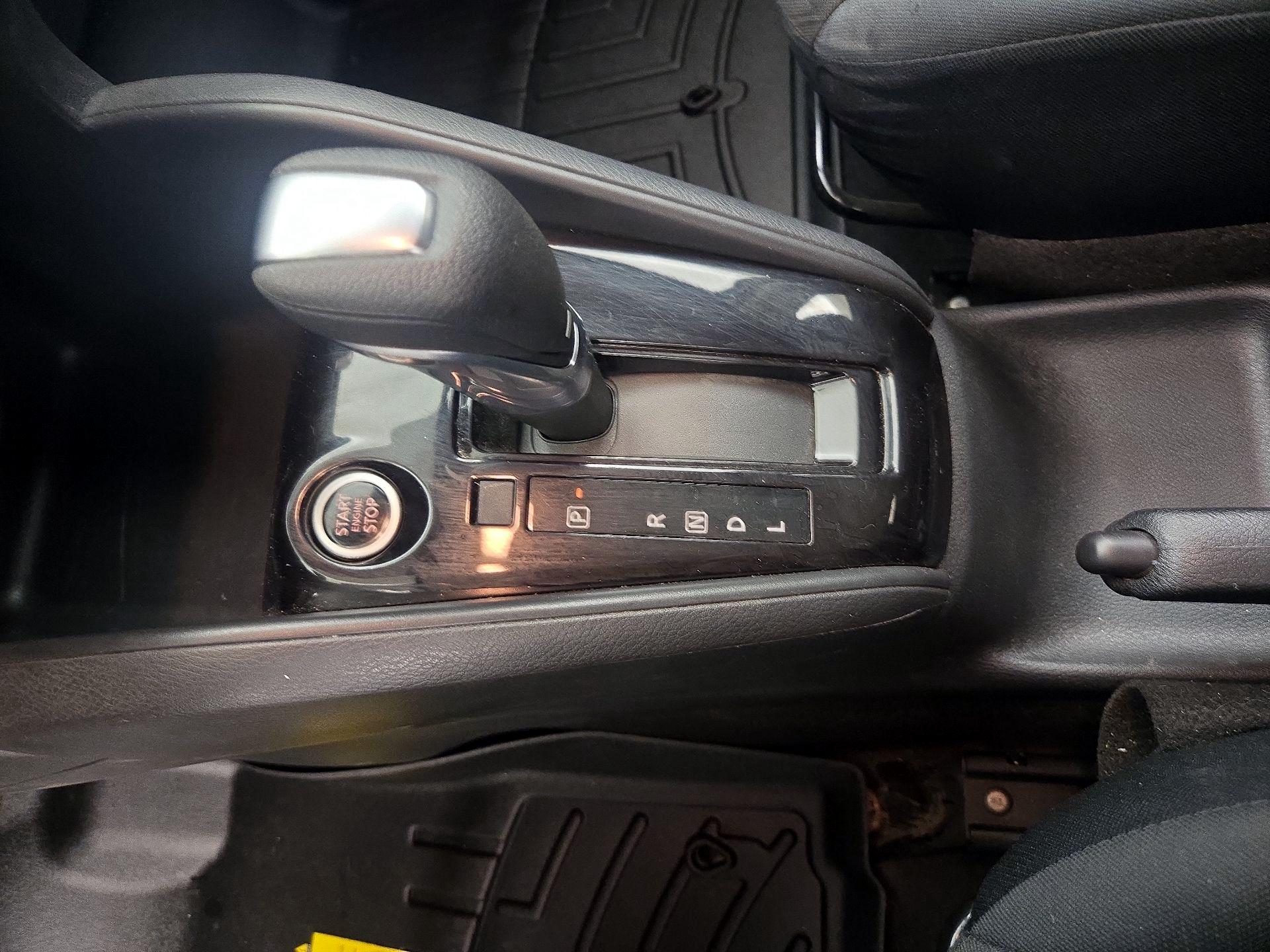 Thumbnail: 2022 Nissan Kicks - 17