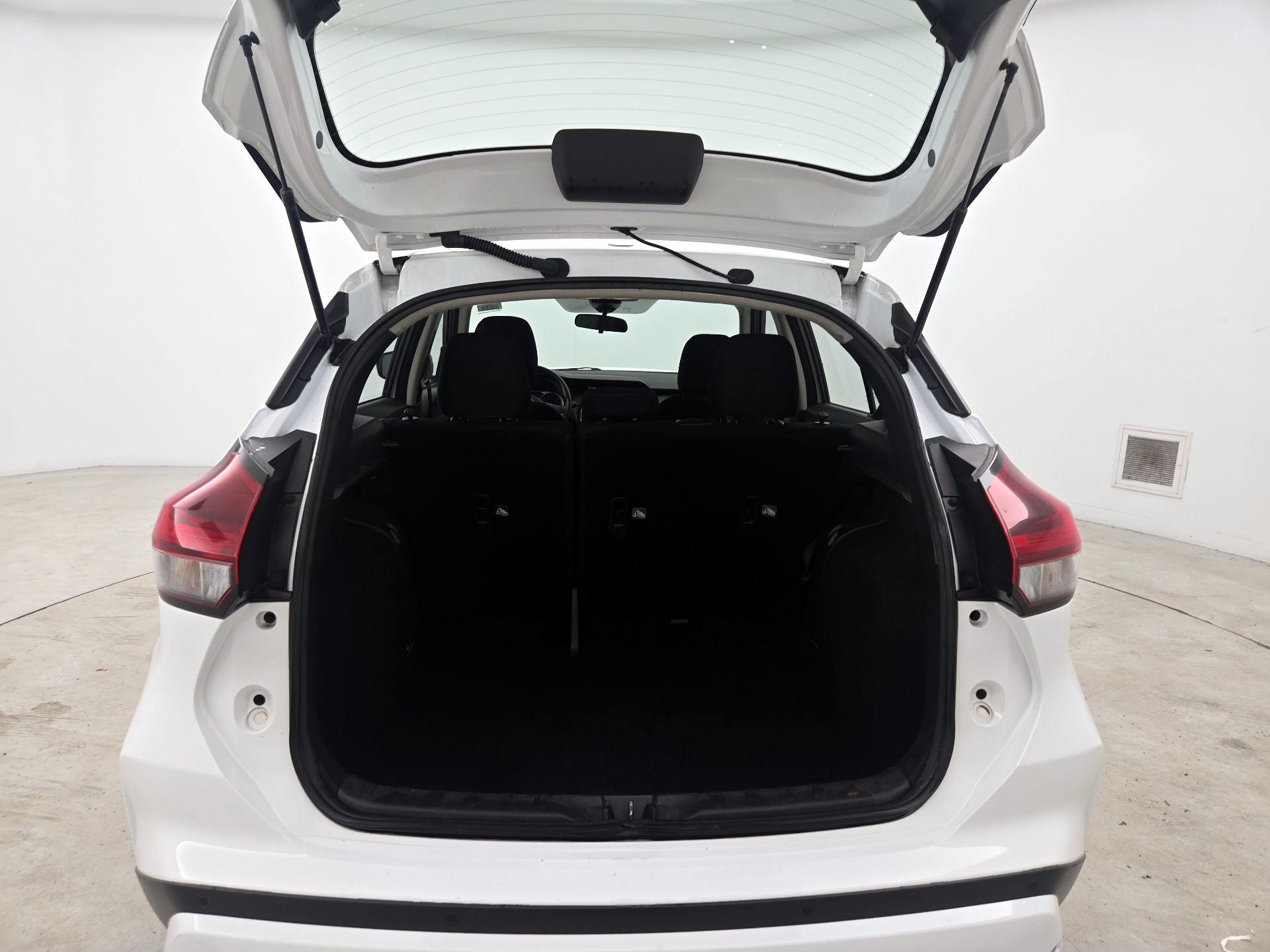 Thumbnail: 2022 Nissan Kicks - 20