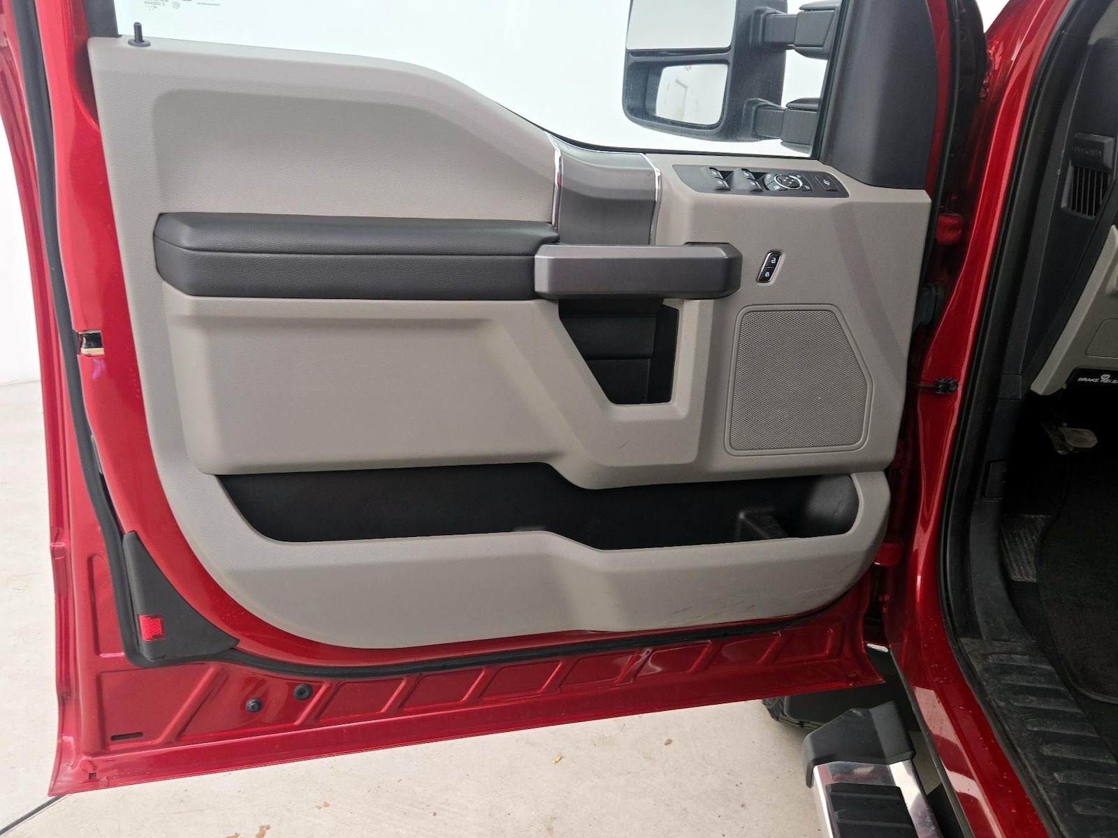 2022 Ford F-250 Super Duty XLT - Photo 12