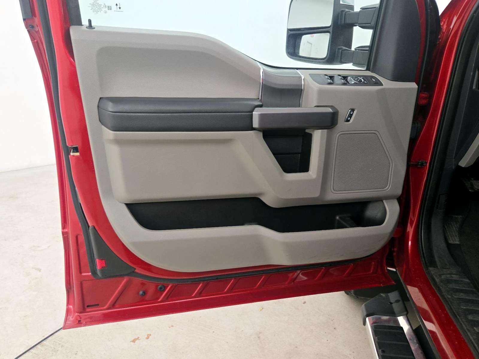 2022 Ford F-250 Super Duty XLT - Photo 13