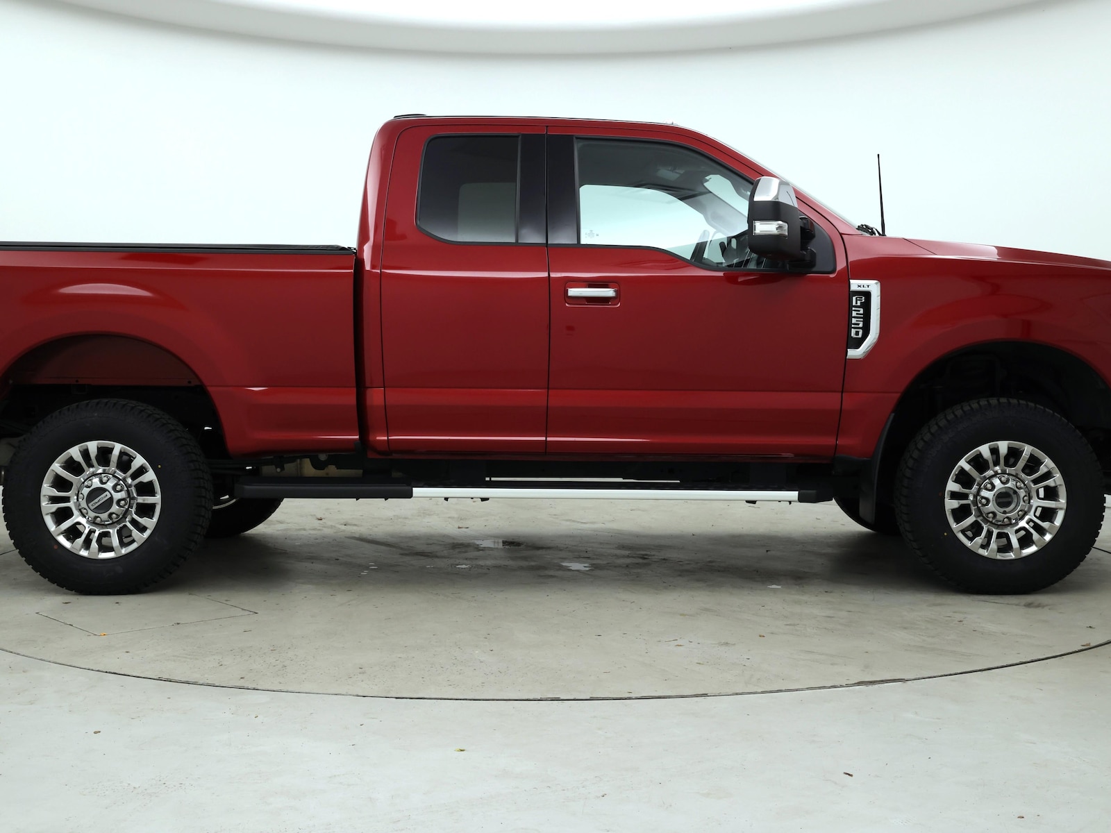 2022 Ford F-250 Super Duty XLT - Photo 8