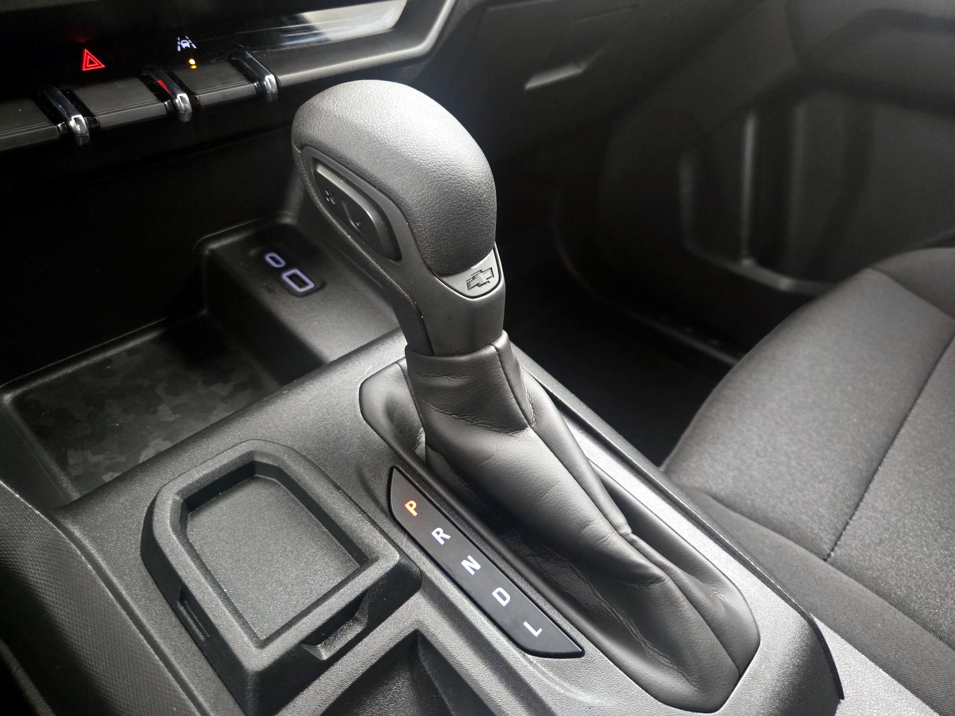 Thumbnail: 2024 Chevrolet Colorado - 17