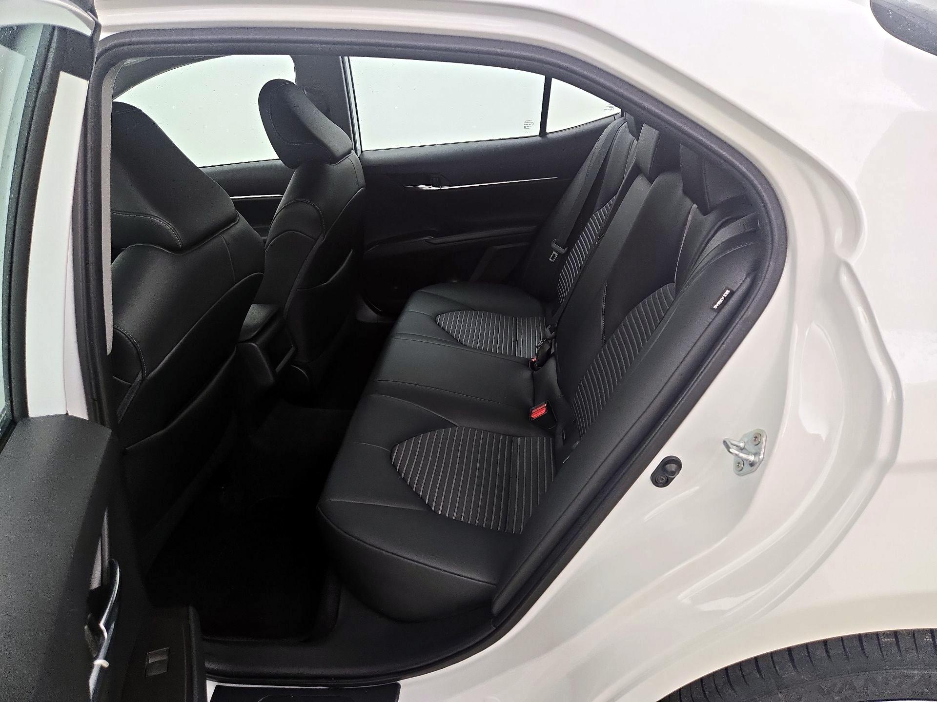 Thumbnail: 2021 Toyota Camry - 19