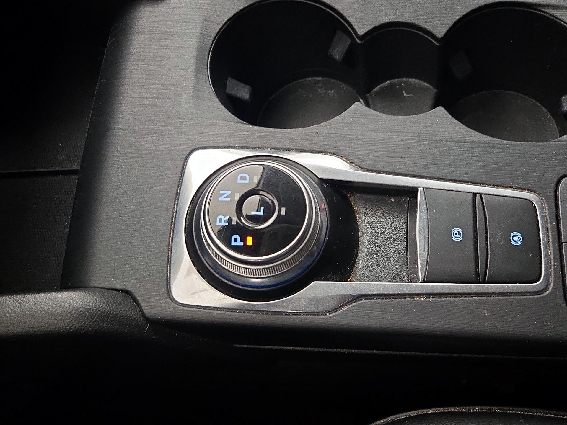 Thumbnail: 2021 Ford Escape - 17