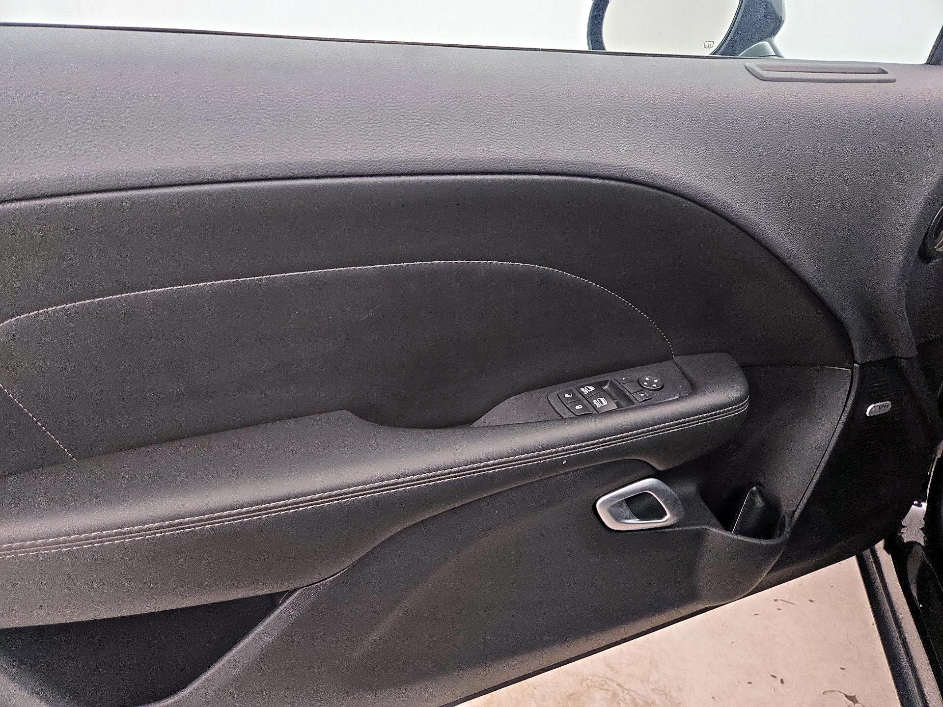 Thumbnail: 2017 Dodge Challenger - 12