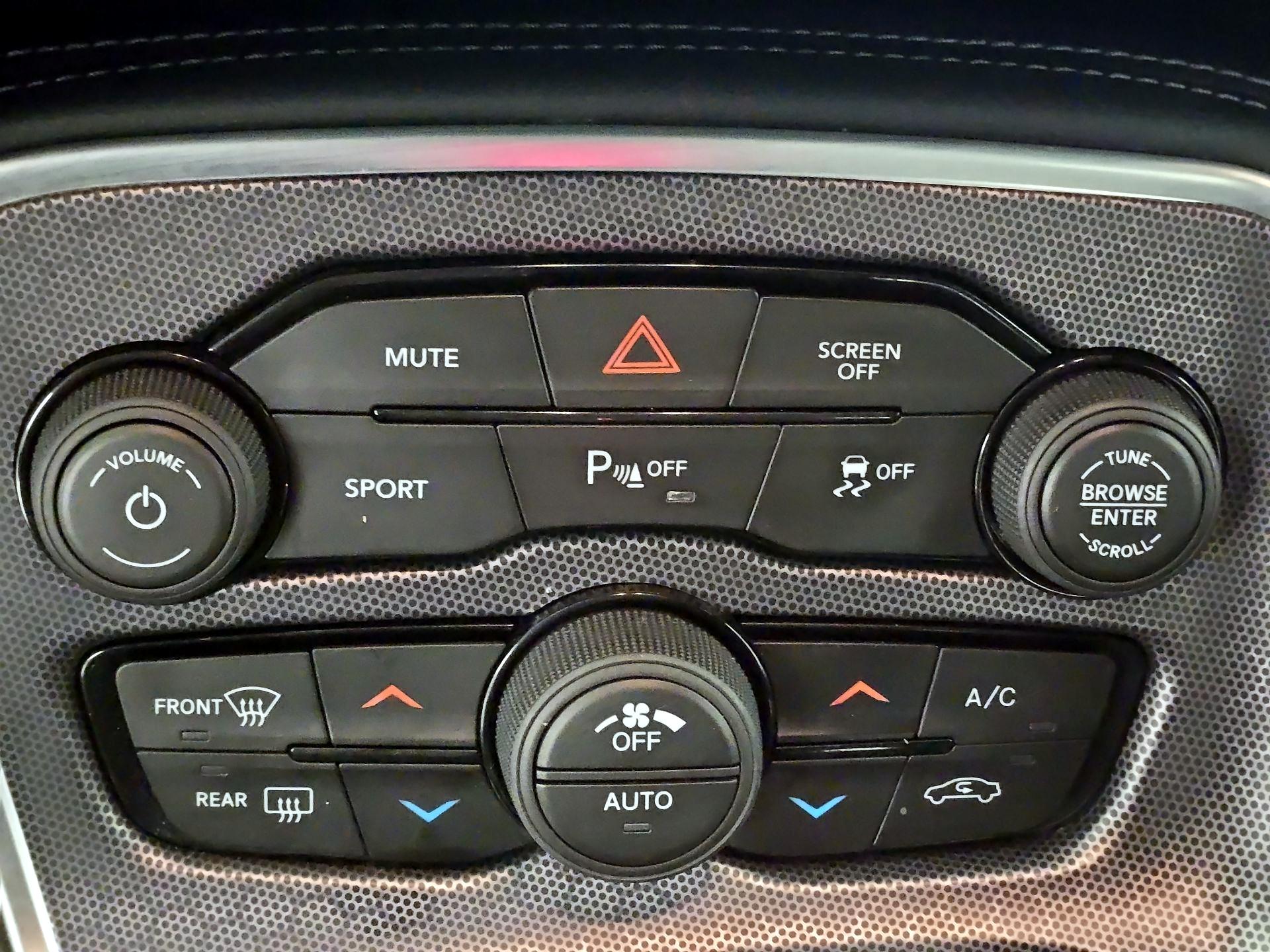 Thumbnail: 2017 Dodge Challenger - 16