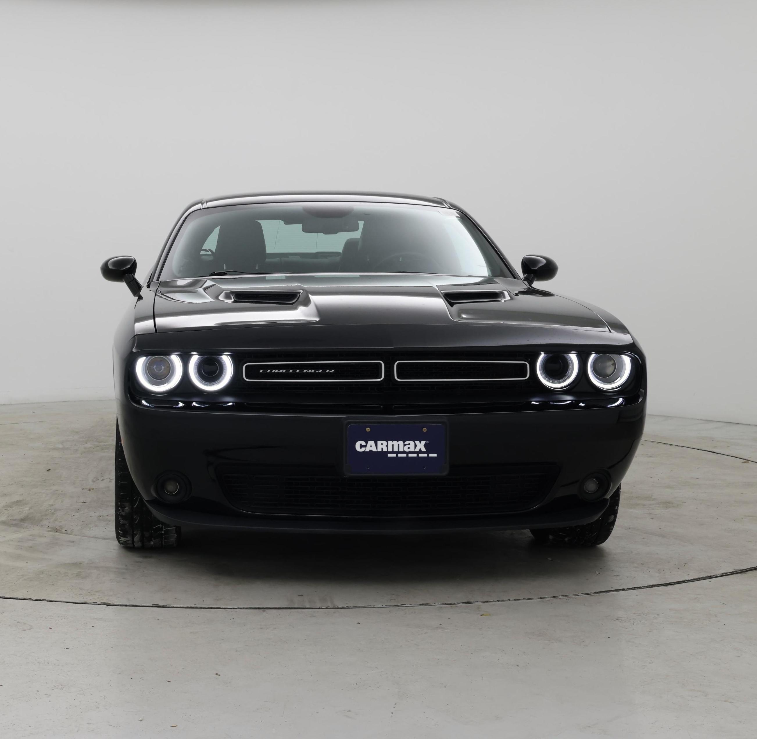 Thumbnail: 2017 Dodge Challenger - 5