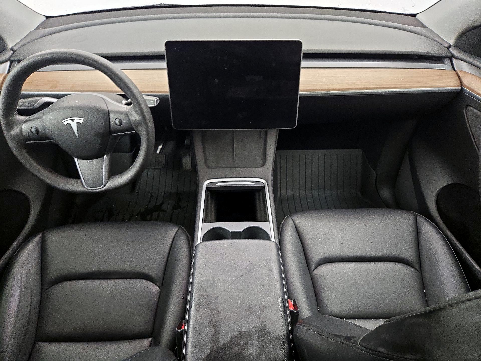 Thumbnail: 2023 Tesla Model Y - 9