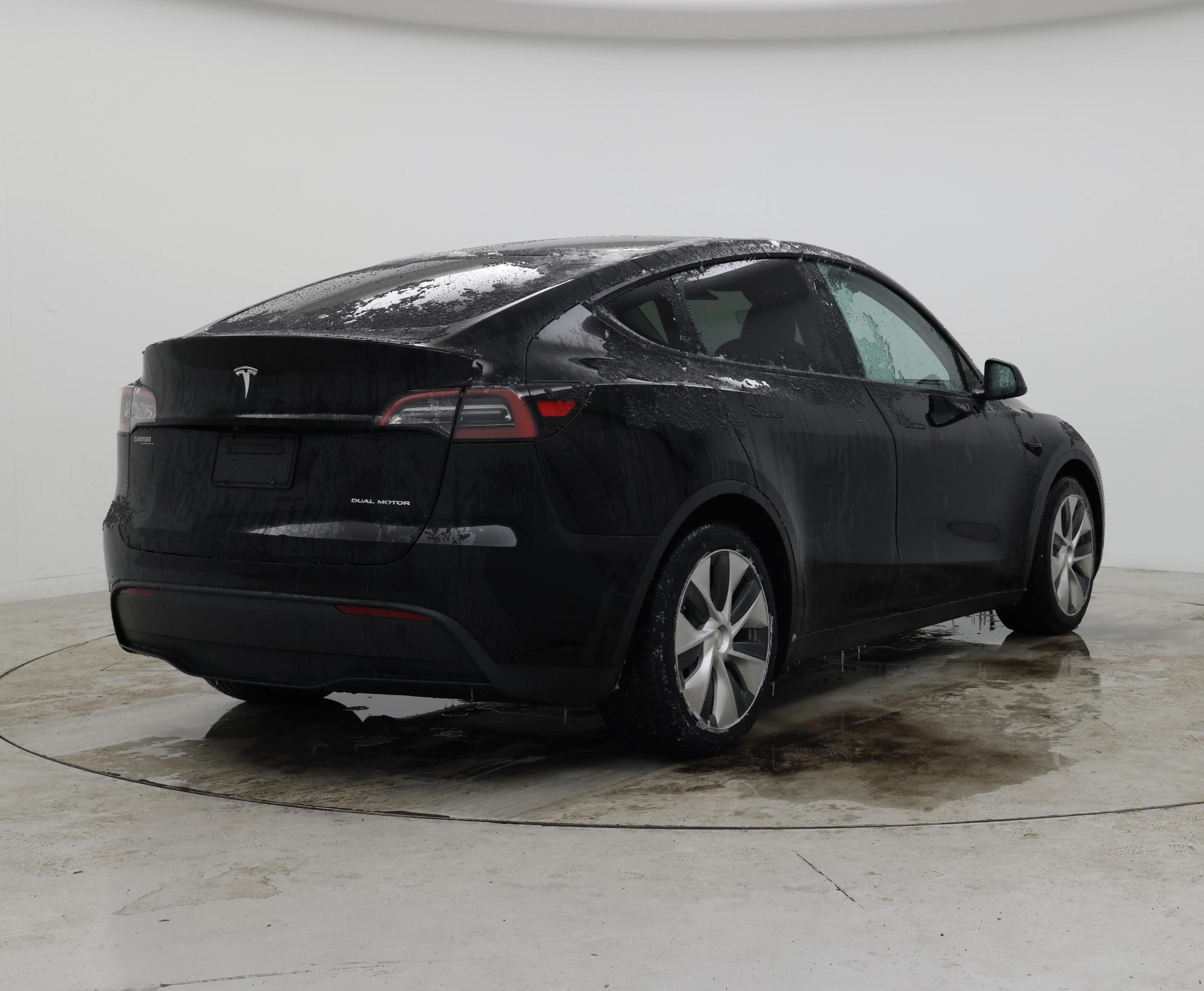 Thumbnail: 2023 Tesla Model Y - 8