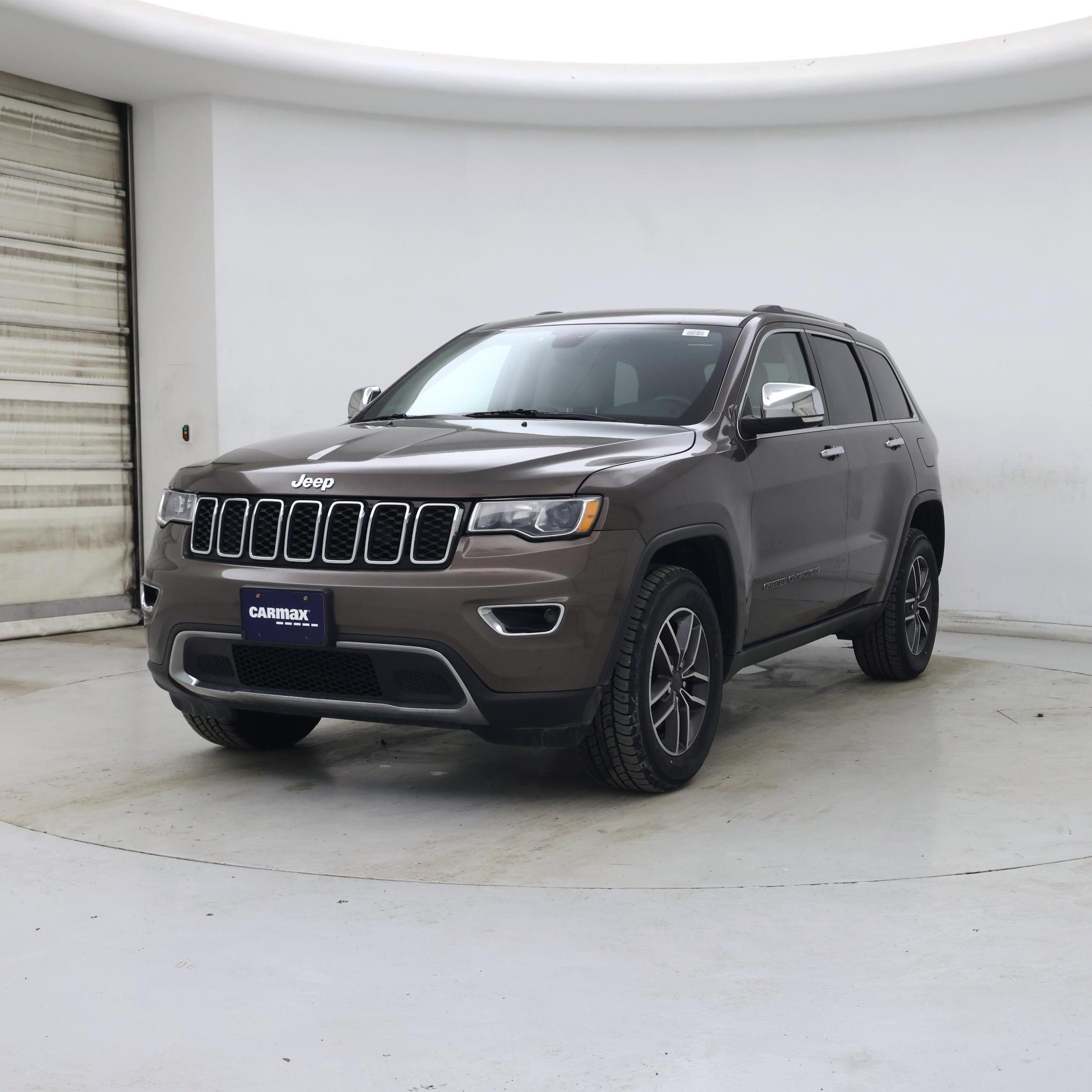 Thumbnail: 2019 Jeep Grand Cherokee - 4