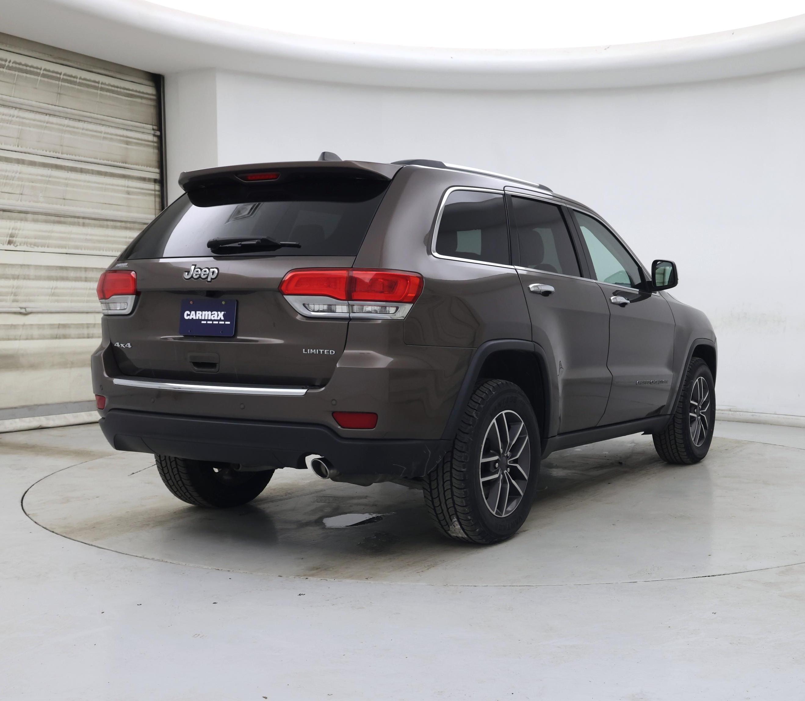 Thumbnail: 2019 Jeep Grand Cherokee - 8