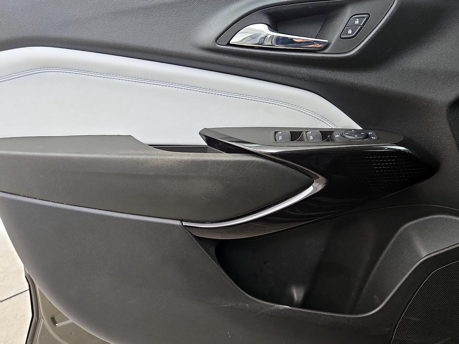 Thumbnail: 2024 Chevrolet Trax - 12