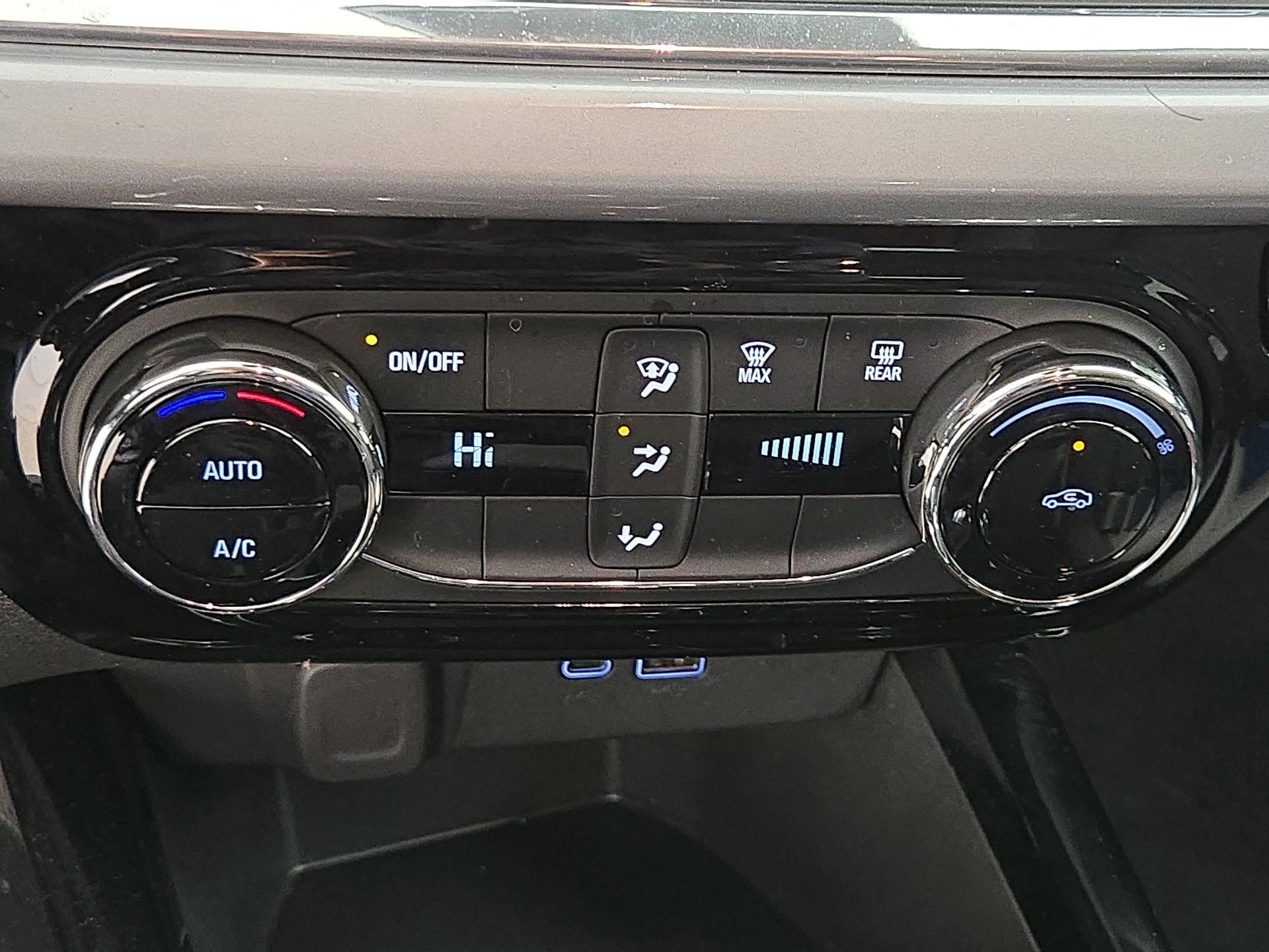 Thumbnail: 2024 Chevrolet Trax - 16