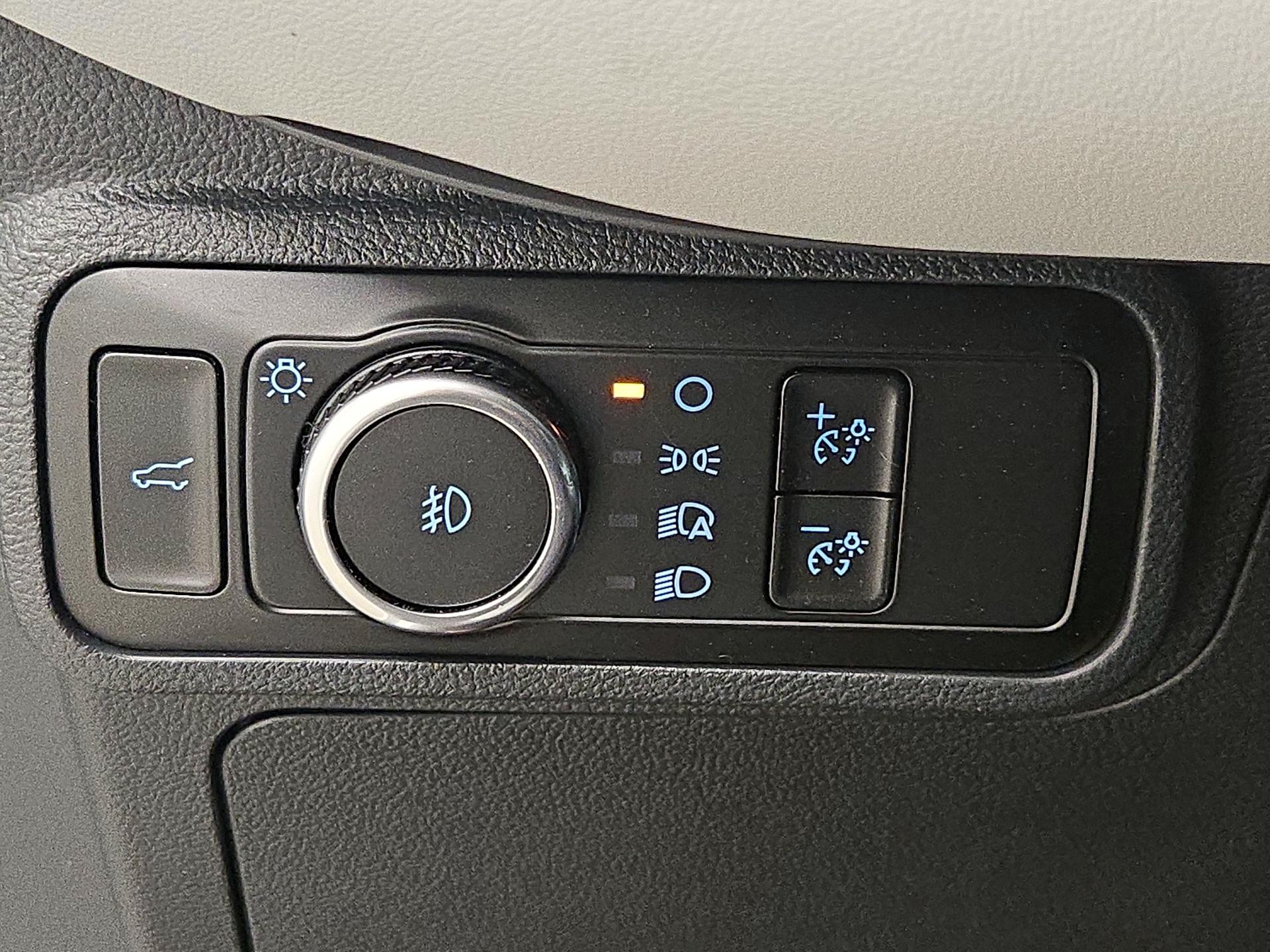 Thumbnail: 2025 Ford Explorer - 13